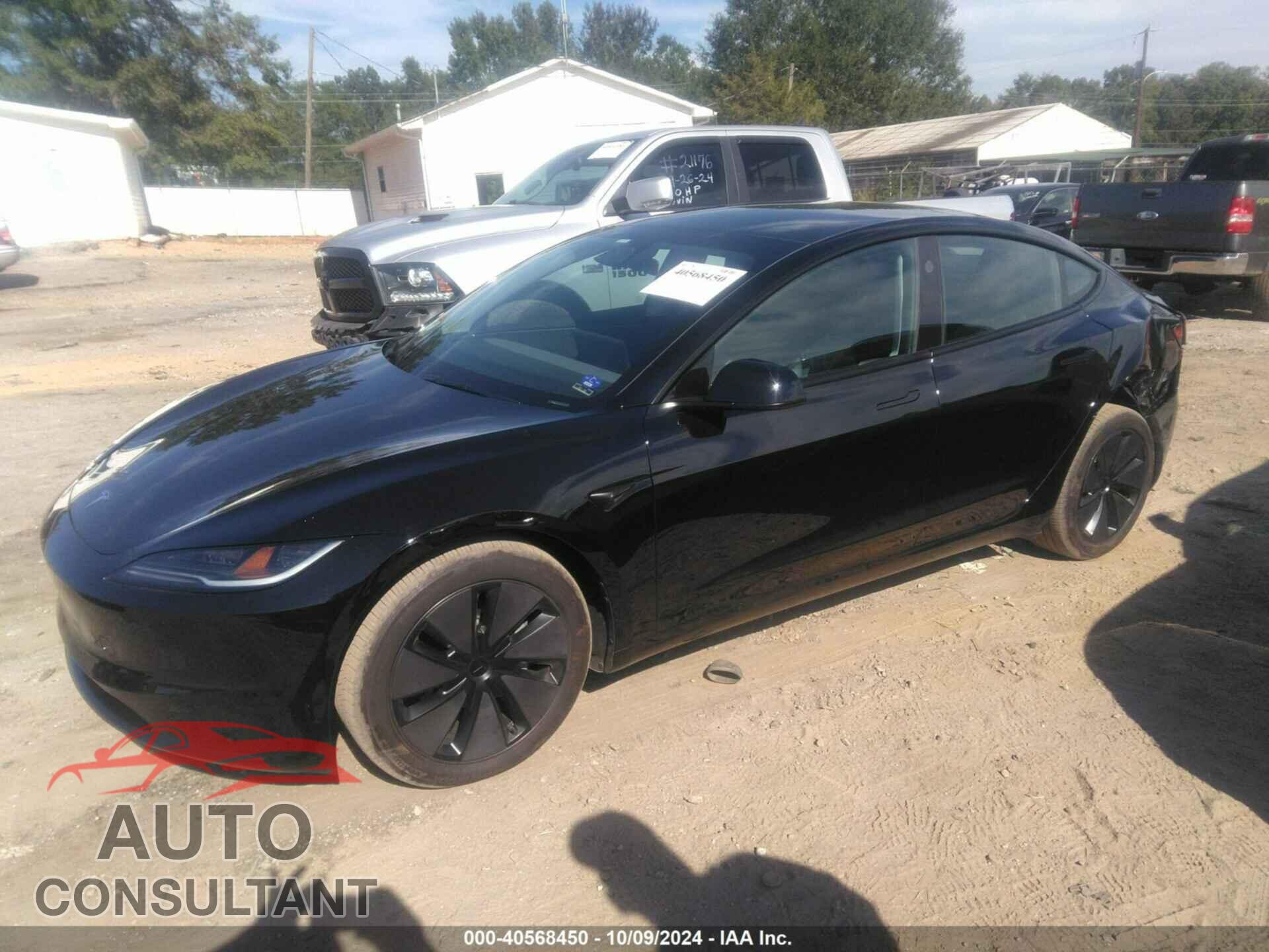 TESLA MODEL 3 2024 - 5YJ3E1EB5RF734176