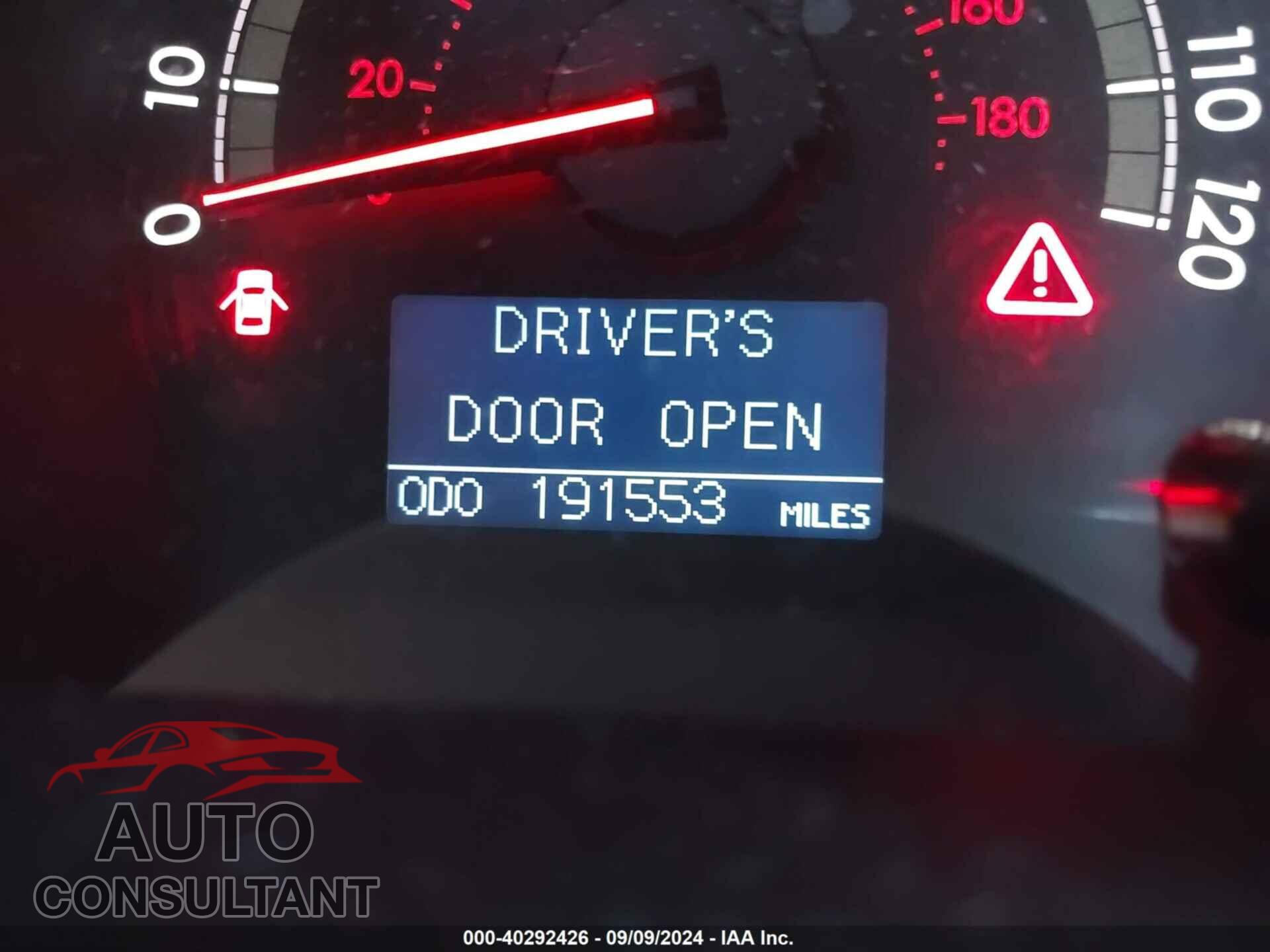 TOYOTA SEQUOIA 2013 - 5TDYY5G14DS044951