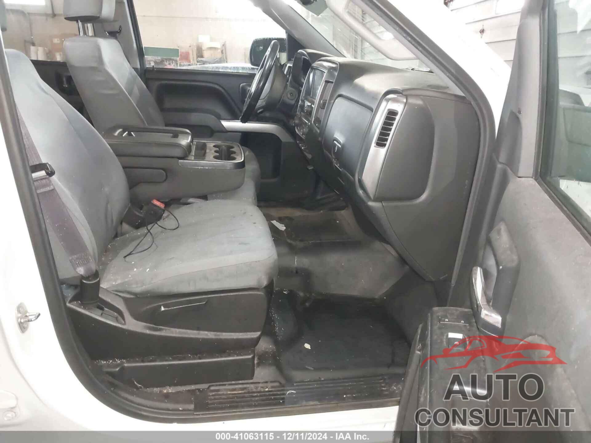 CHEVROLET SILVERADO 1500 2016 - 1GCVKREC1GZ346121