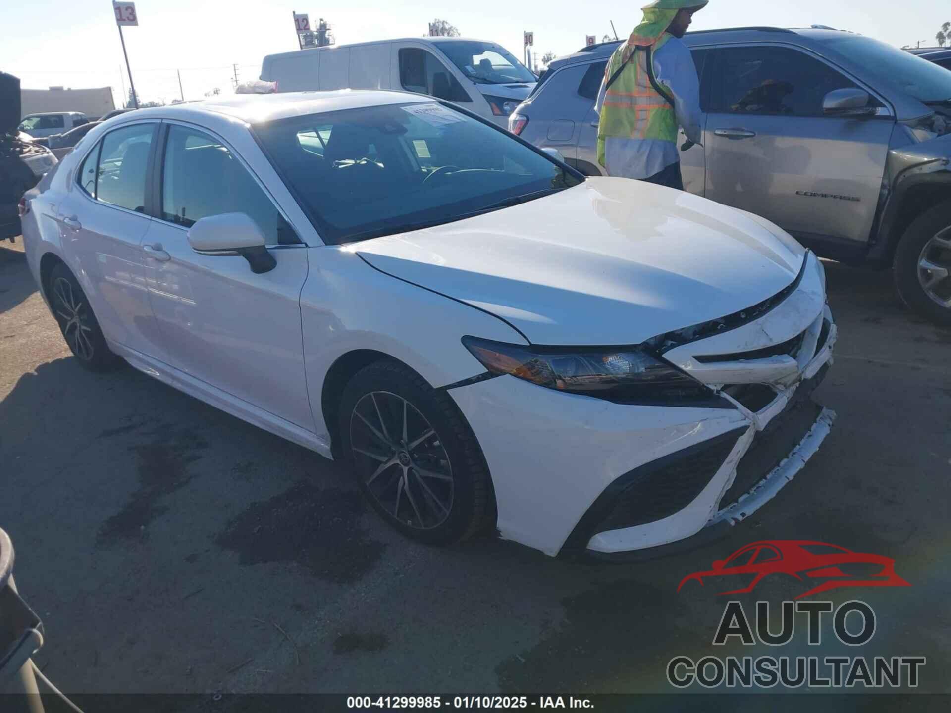 TOYOTA CAMRY 2024 - 4T1G11AK8RU229450