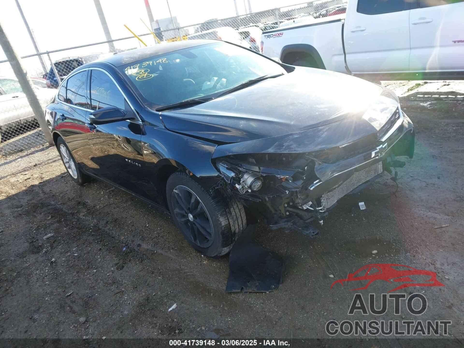 CHEVROLET MALIBU 2017 - 1G1ZE5ST6HF237977