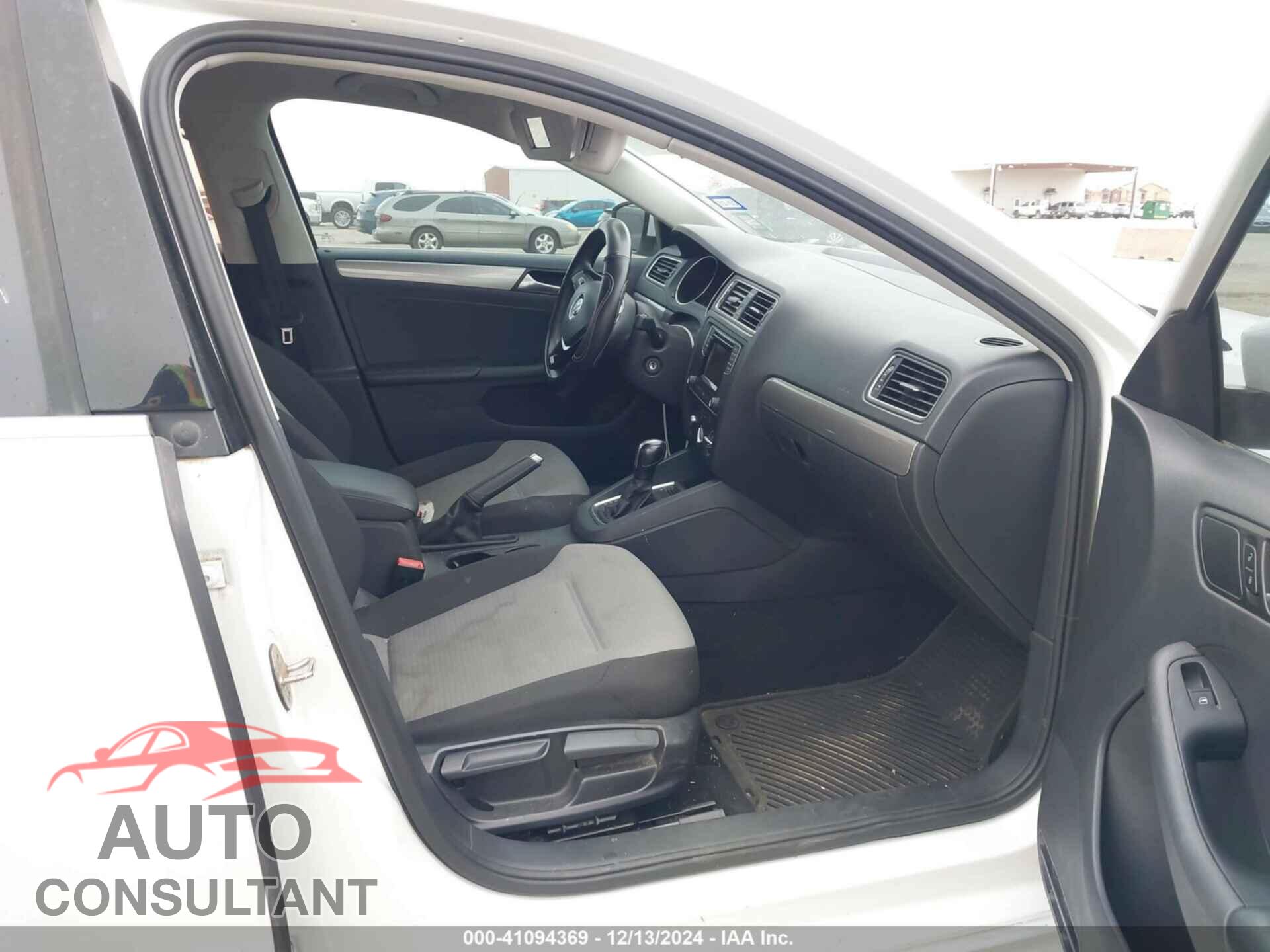 VOLKSWAGEN JETTA 2017 - 3VW2B7AJXHM350938