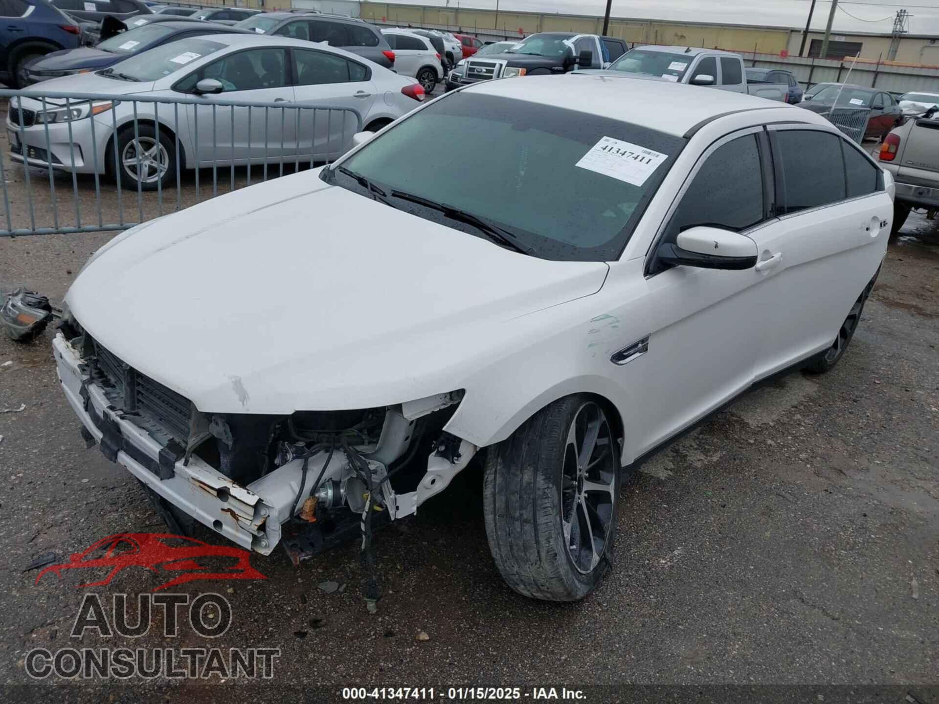 FORD TAURUS 2015 - 1FAHP2E84FG167413
