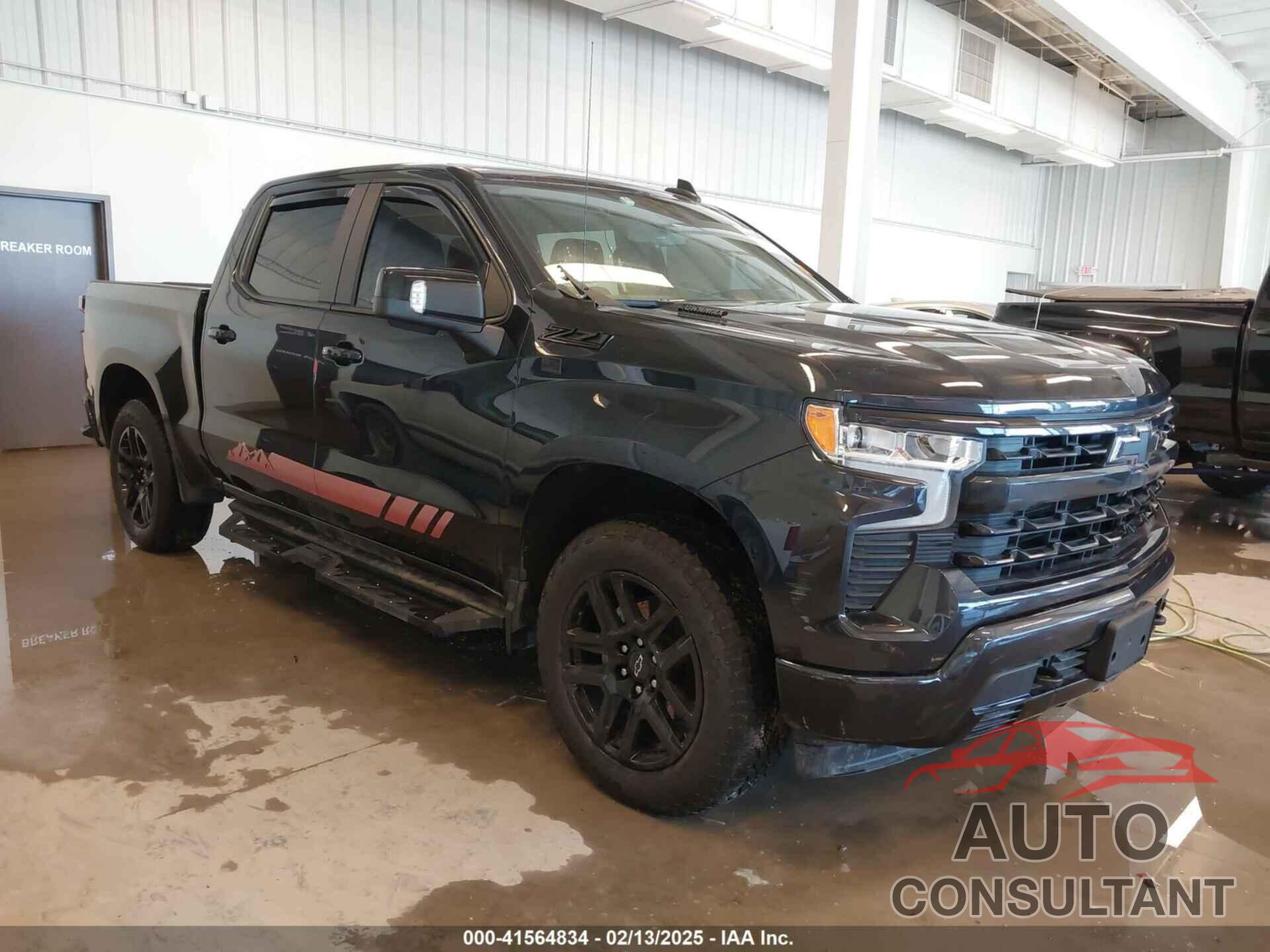 CHEVROLET SILVERADO 1500 2023 - 1GCUDEE88PZ274456