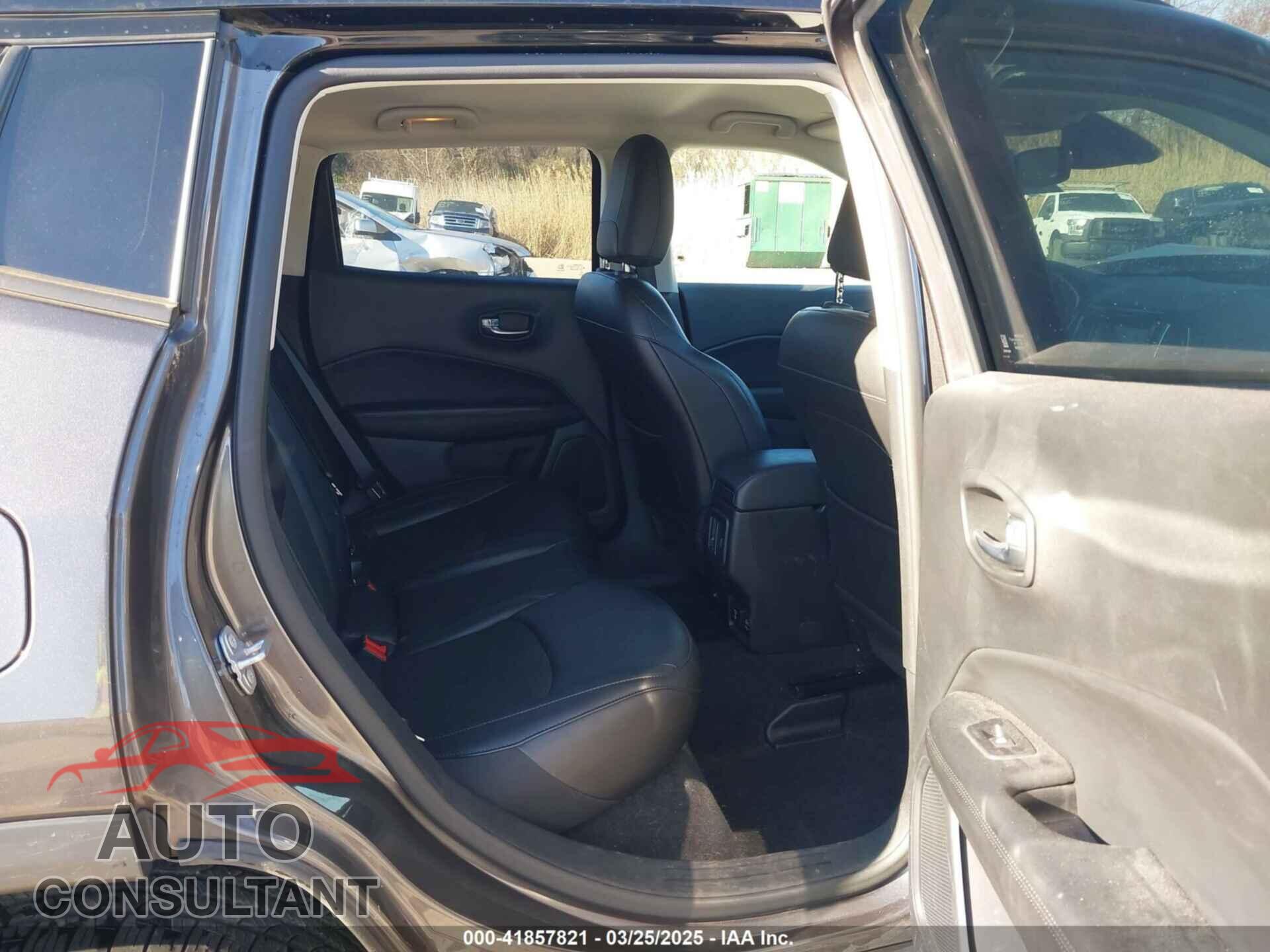 JEEP COMPASS 2020 - 3C4NJDBB5LT101115