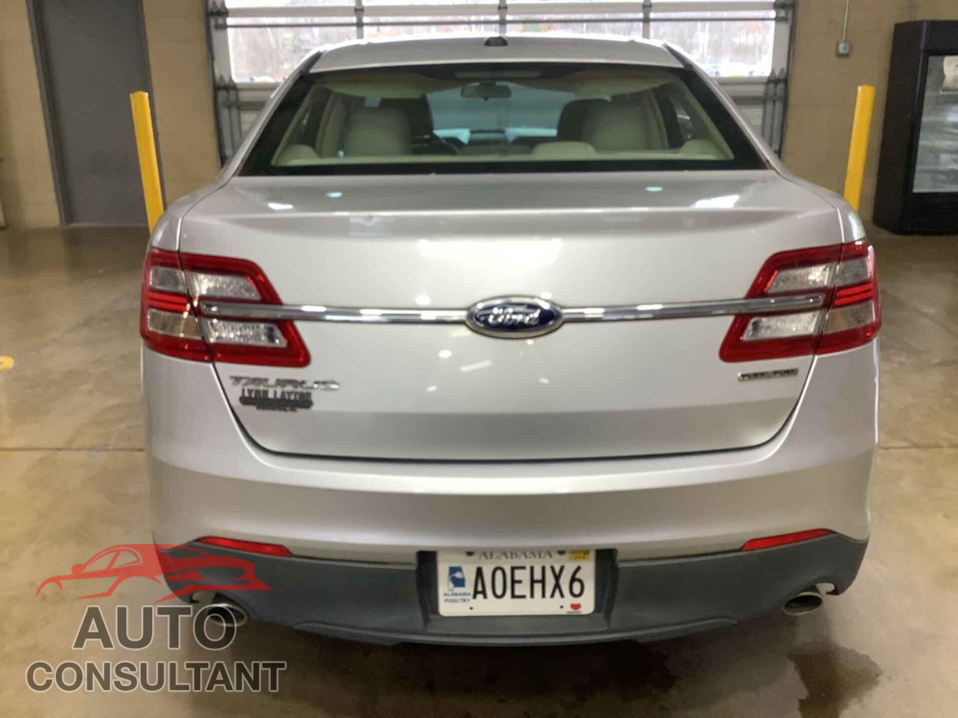 FORD TAURUS 2013 - 1FAHP2D83DG183312
