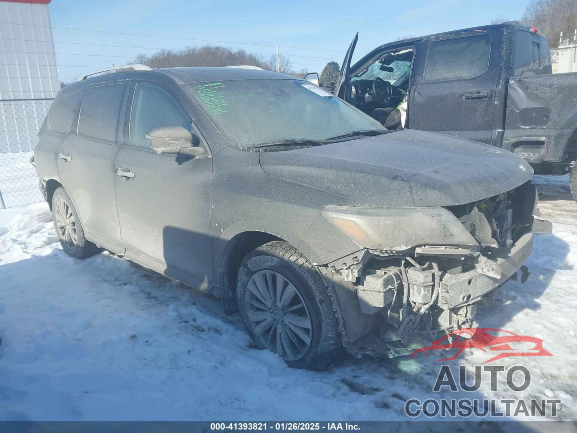 NISSAN PATHFINDER 2018 - 5N1DR2MM2JC668765