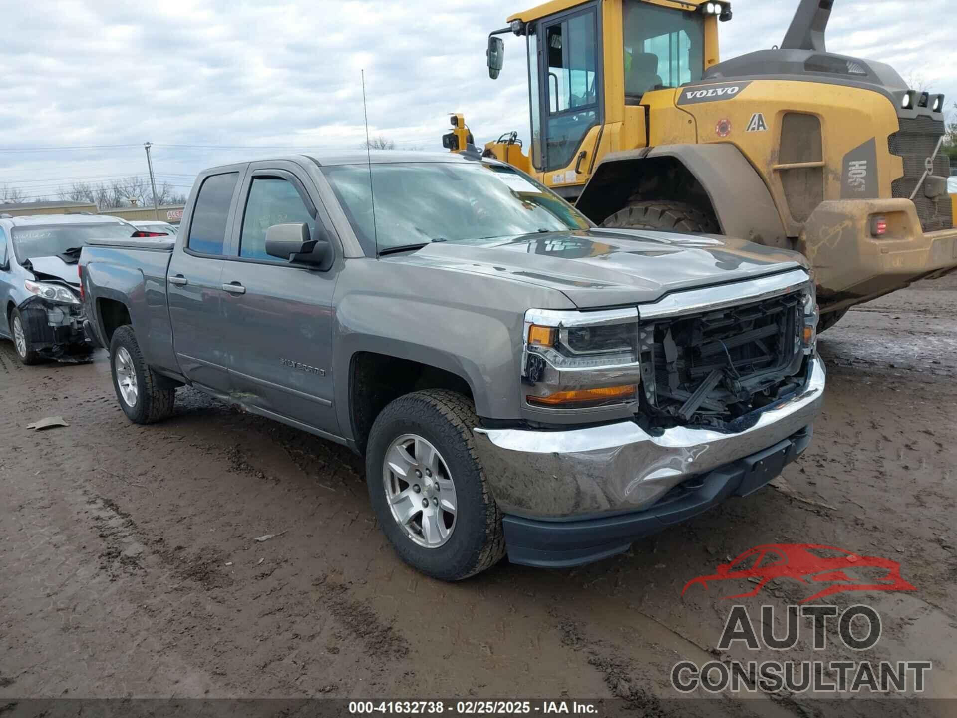 CHEVROLET SILVERADO 1500 2017 - 1GCVKREH5HZ214749