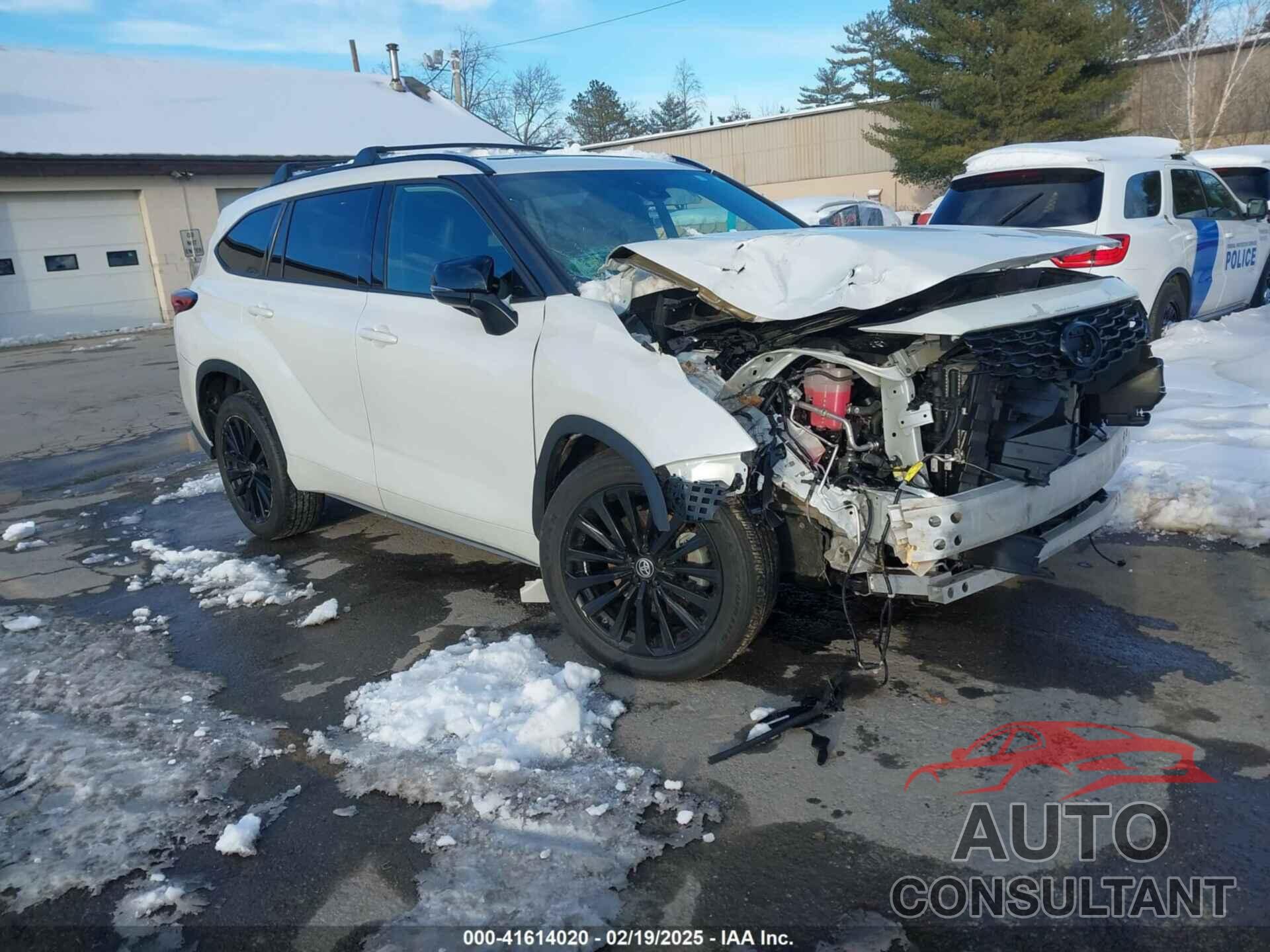 TOYOTA HIGHLANDER 2023 - 5TDKDRBH9PS018654