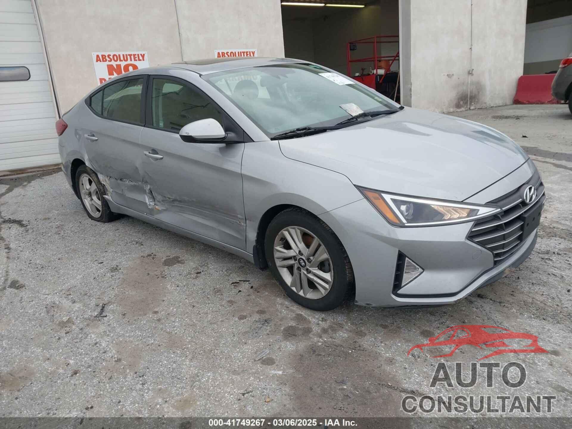 HYUNDAI ELANTRA 2020 - KMHD84LF8LU952920