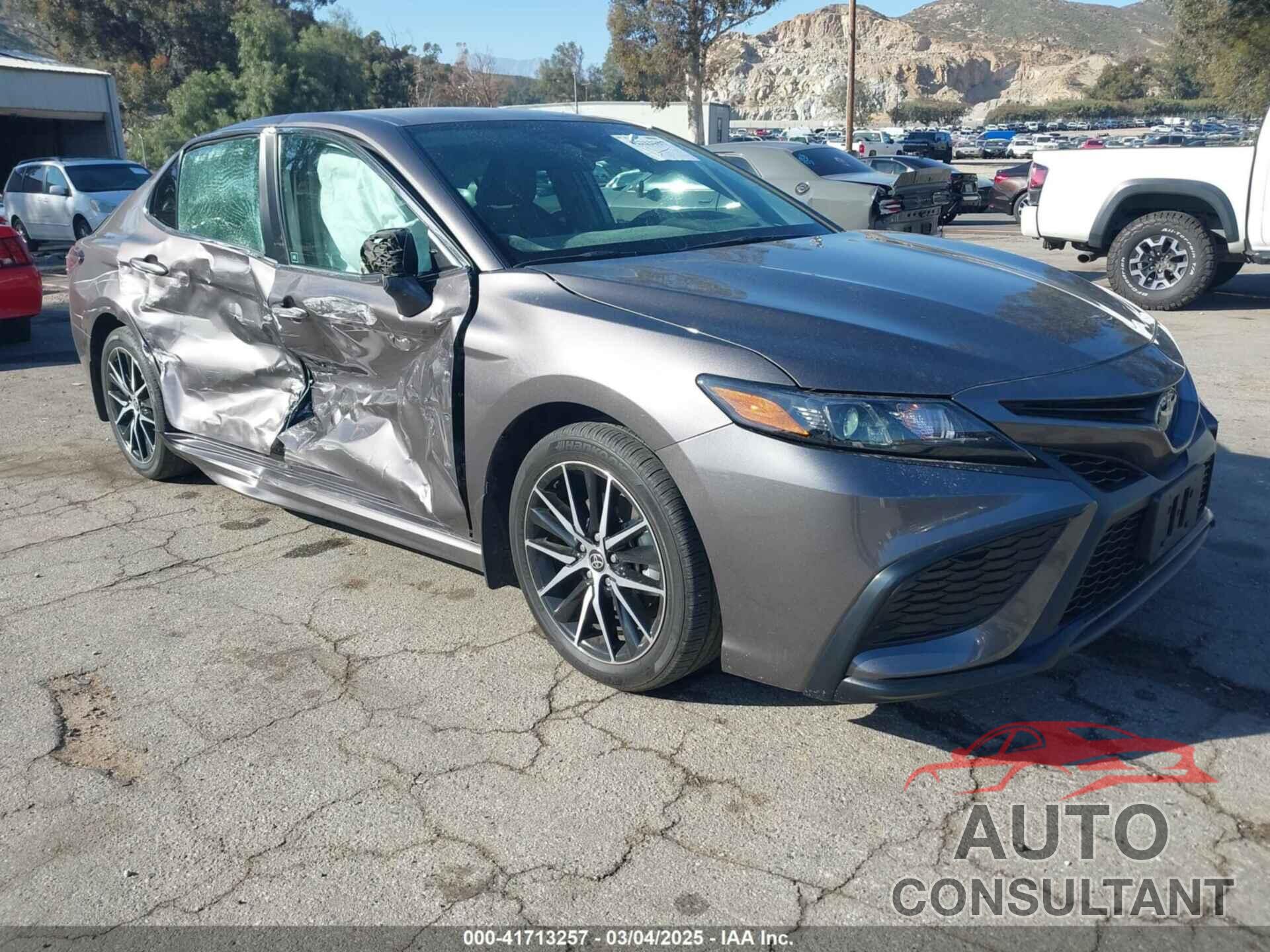 TOYOTA CAMRY 2023 - 4T1G11AKXPU791069