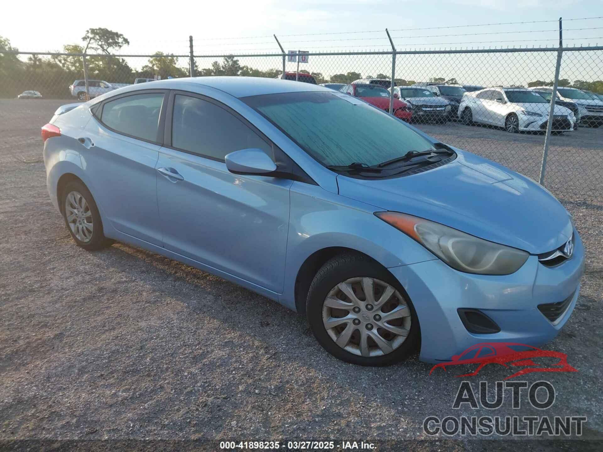 HYUNDAI ELANTRA 2012 - KMHDH4AE8CU263602