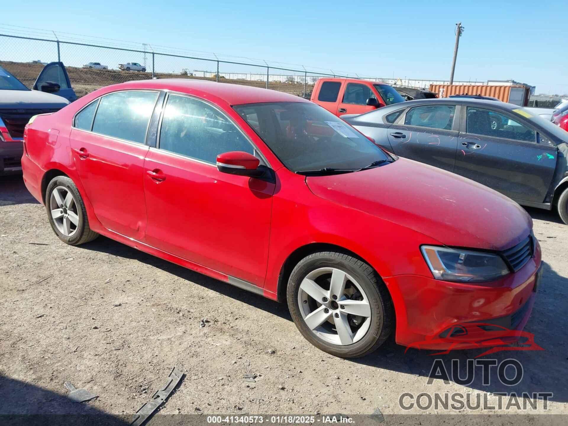 VOLKSWAGEN JETTA 2012 - 3VWDX7AJ7CM109678