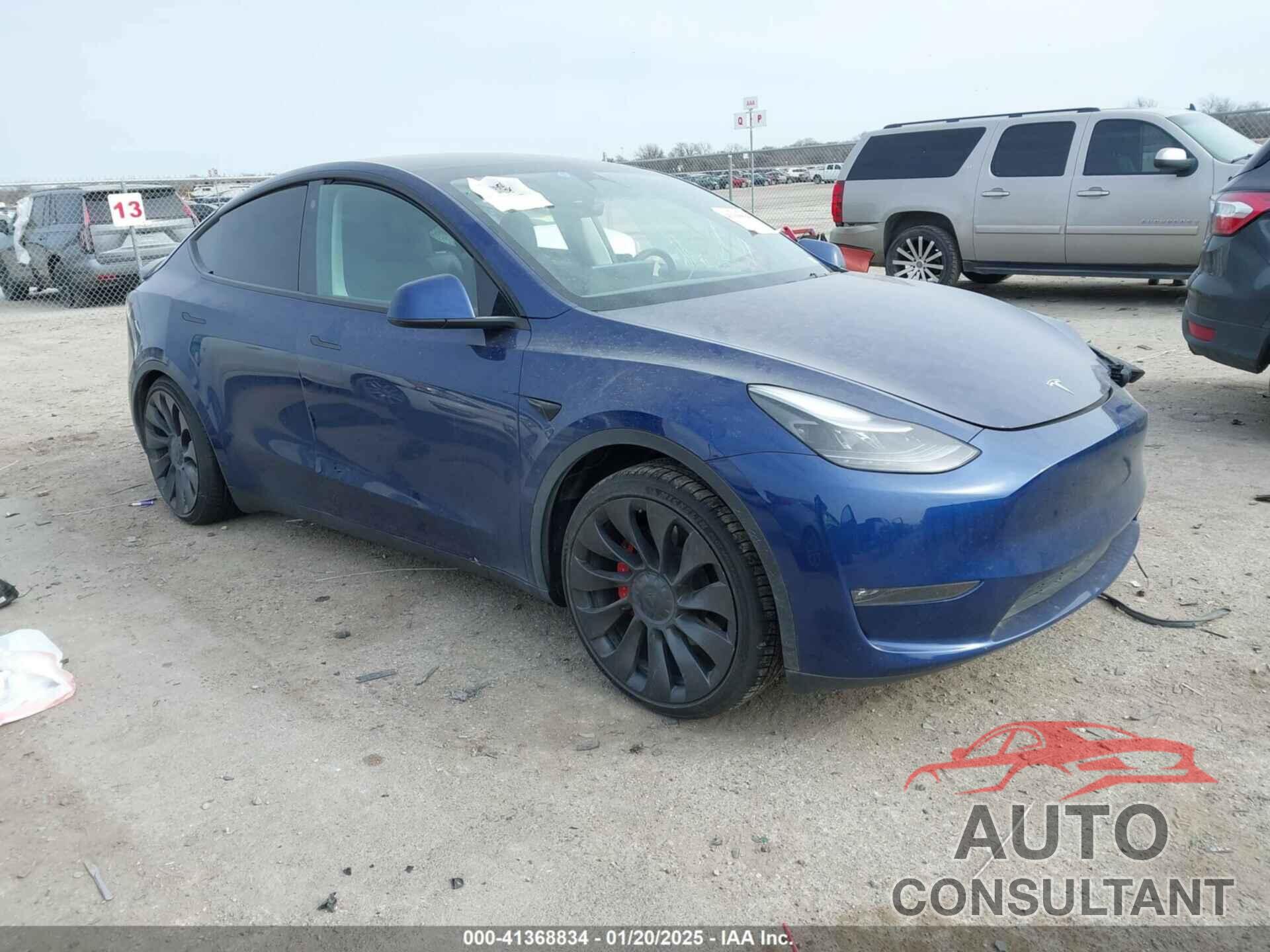 TESLA MODEL Y 2023 - 7SAYGDEF9PF765001