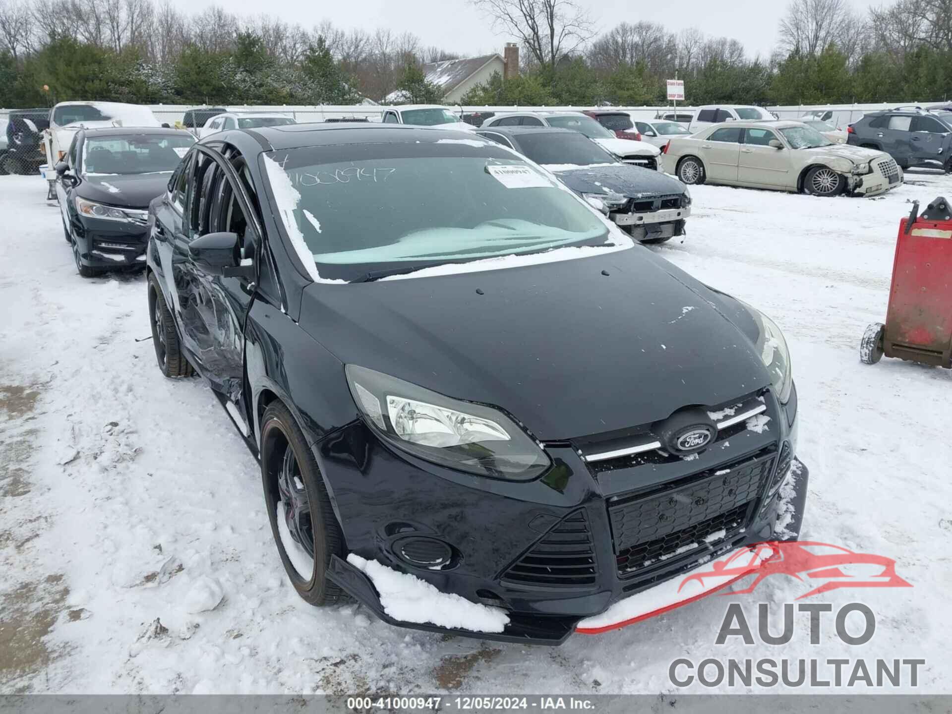 FORD FOCUS 2013 - 1FADP3F28DL337355