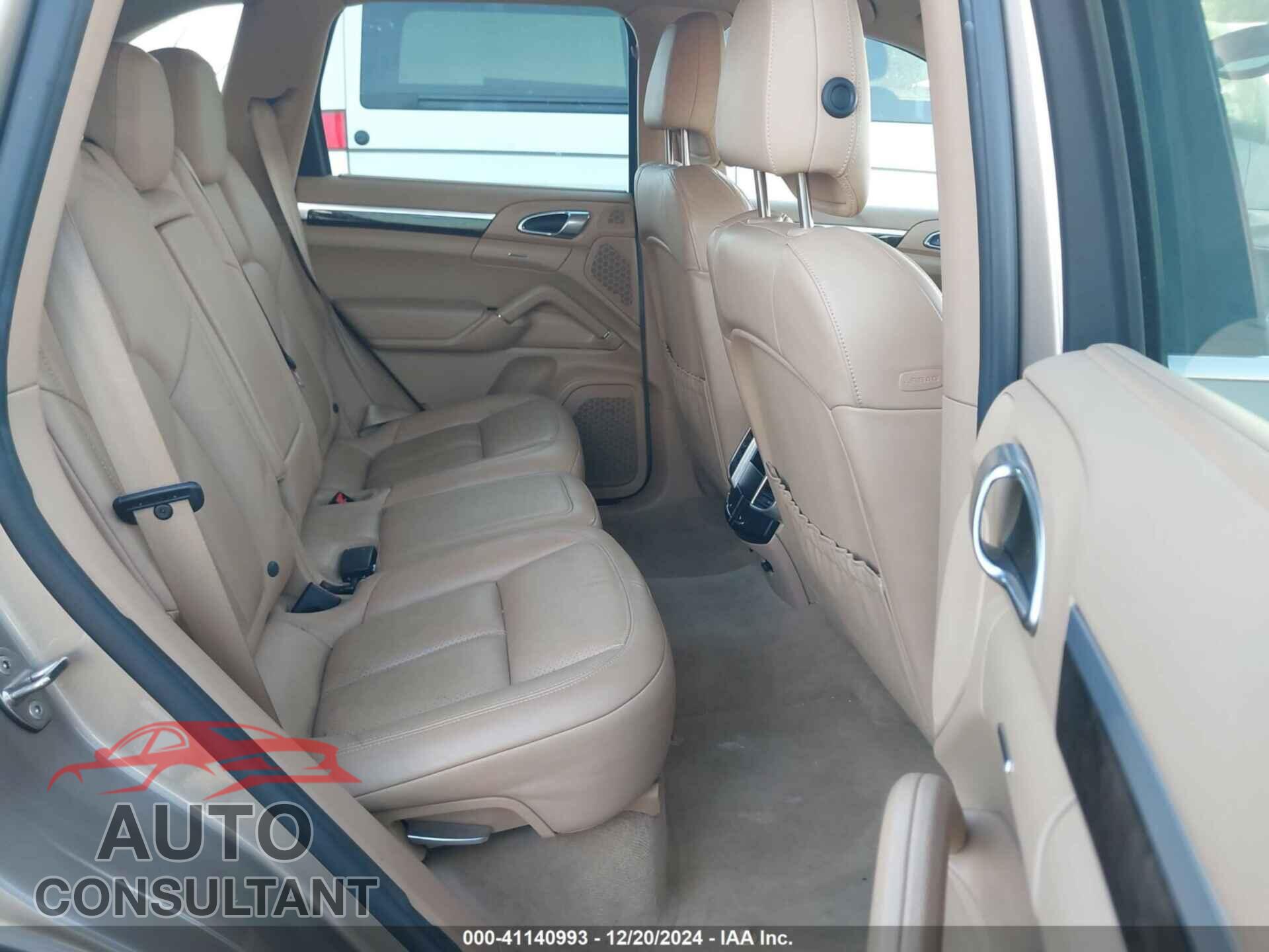 PORSCHE CAYENNE 2016 - WP1AA2A2XGLA03542