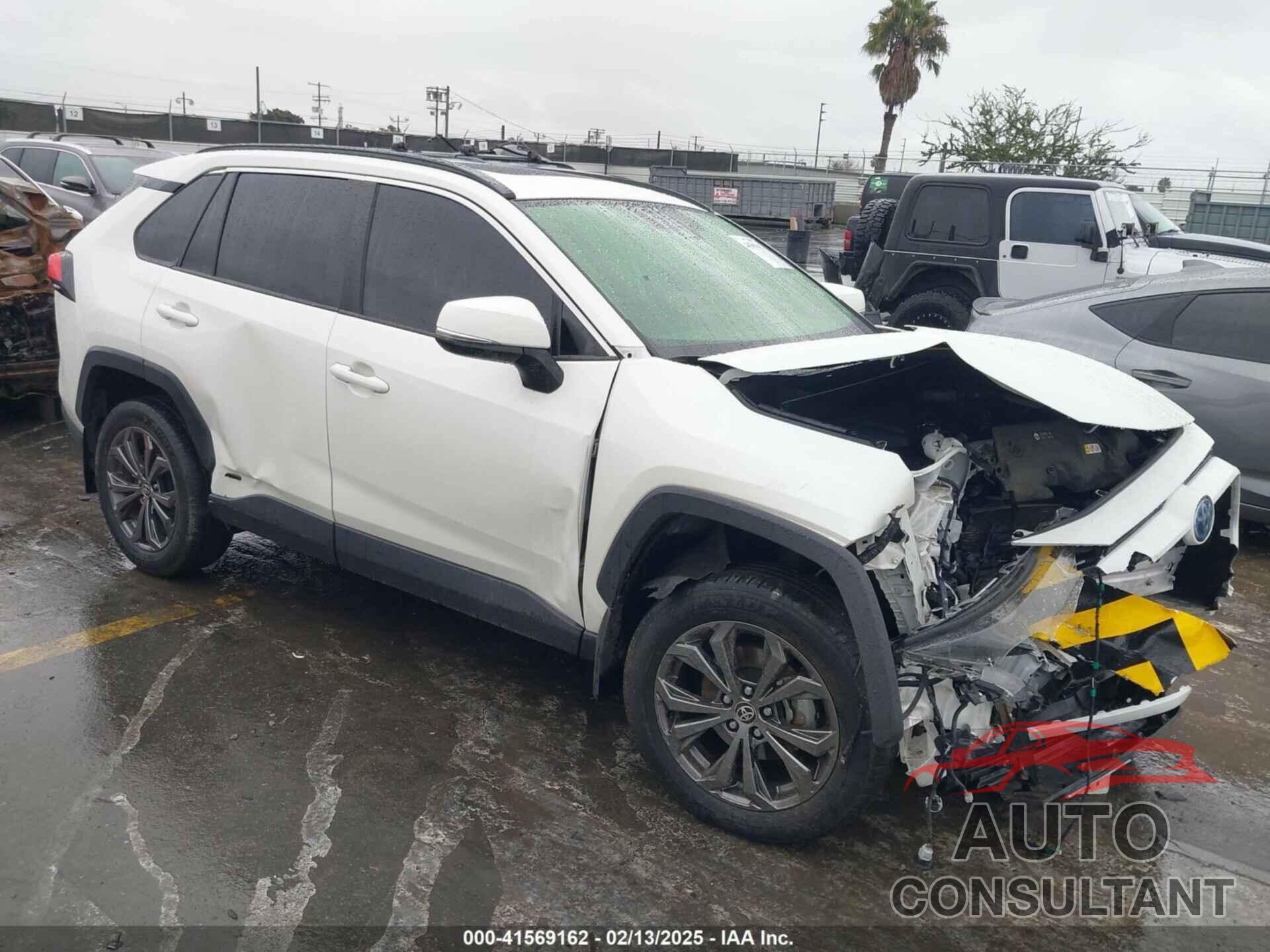 TOYOTA RAV4 HYBRID 2022 - JTMB6RFV1ND521761