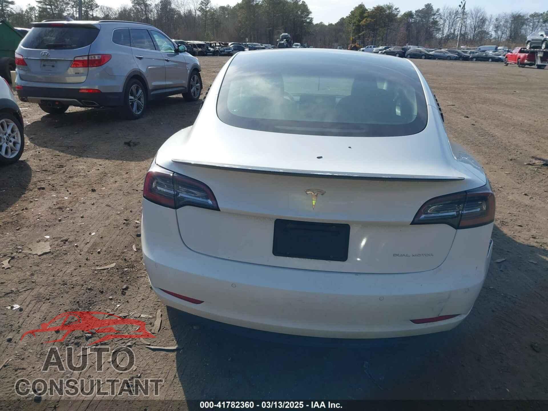 TESLA MODEL 3 2021 - 5YJ3E1EB2MF858267