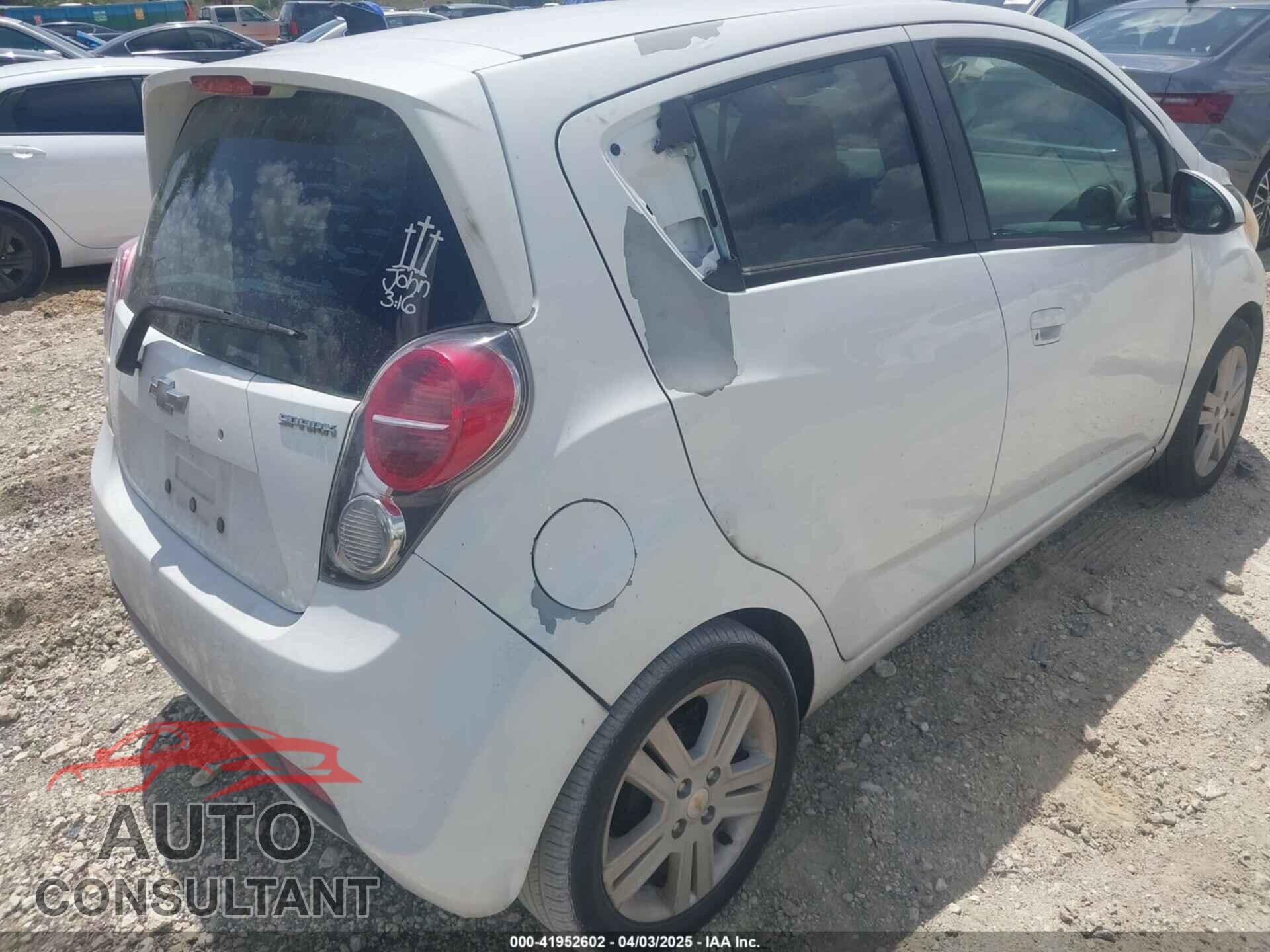 CHEVROLET SPARK 2013 - KL8CA6S9XDC511625