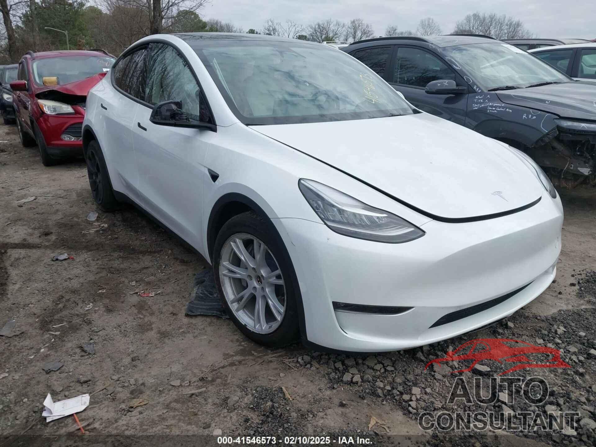 TESLA MODEL Y 2023 - 7SAYGDEE2PA145398