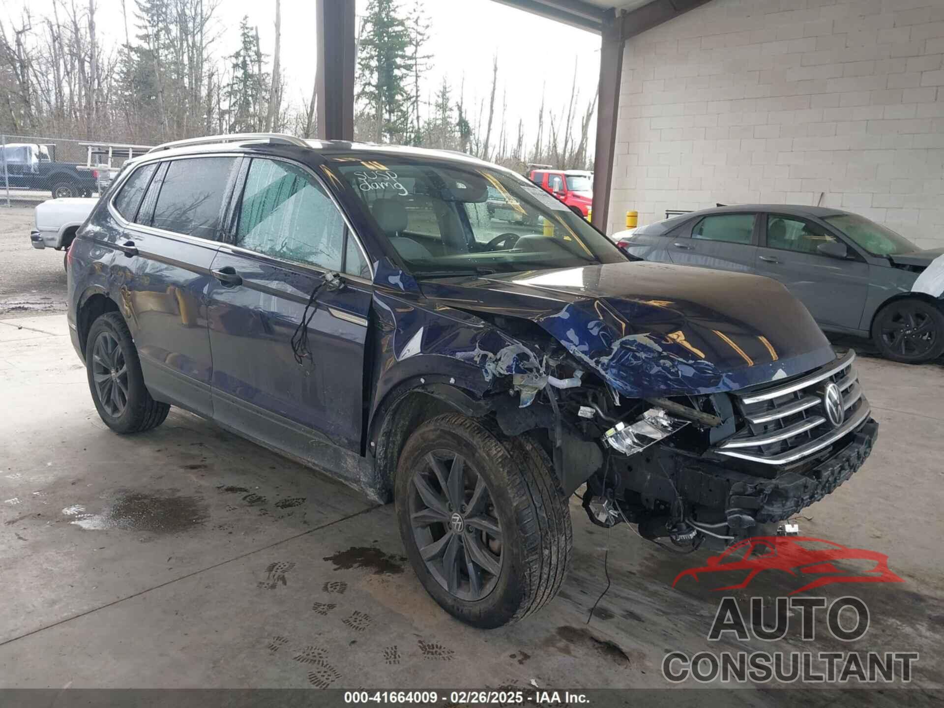 VOLKSWAGEN TIGUAN 2022 - 3VV2B7AX5NM118400