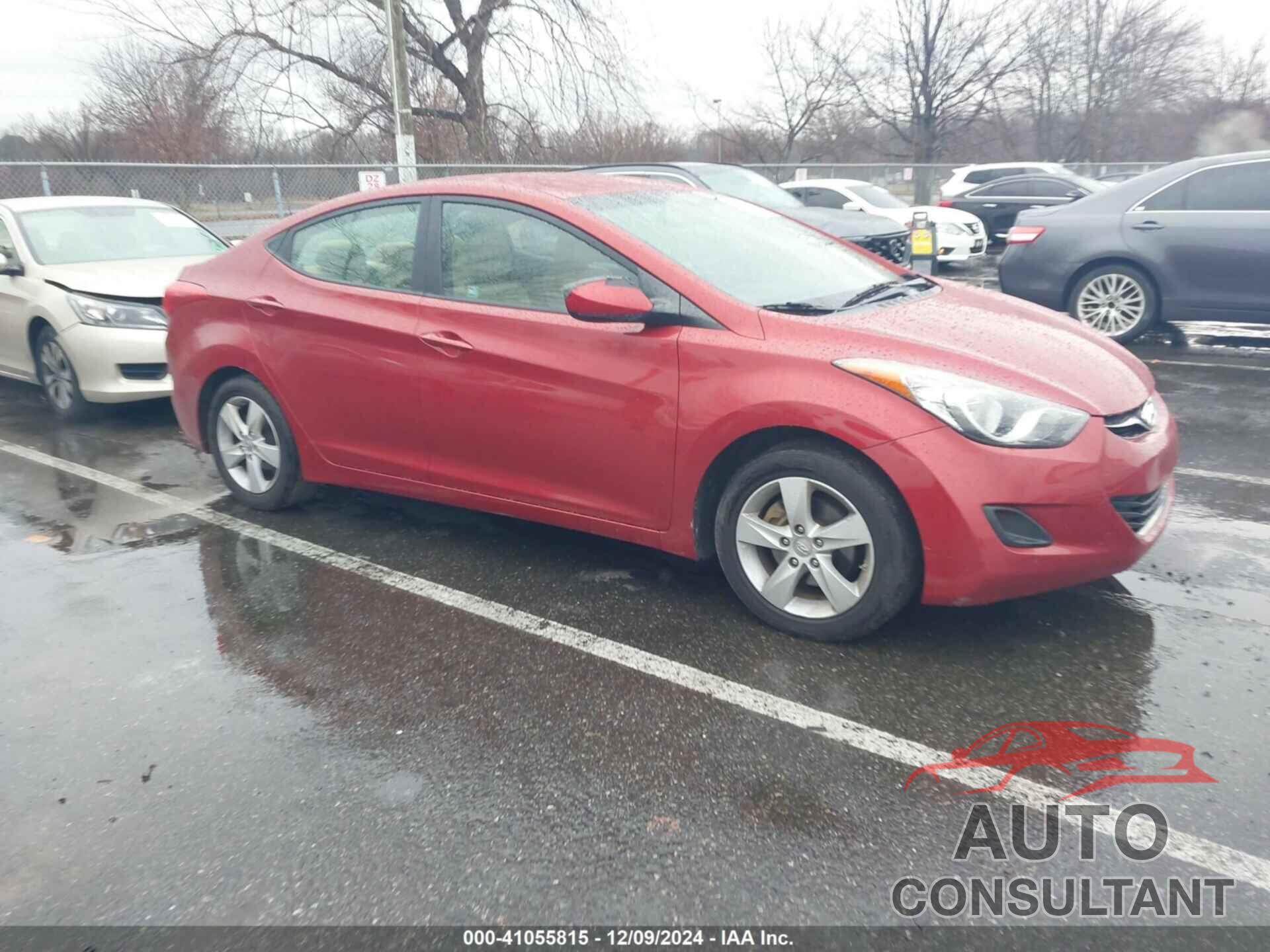 HYUNDAI ELANTRA 2011 - KMHDH4AE9BU115571