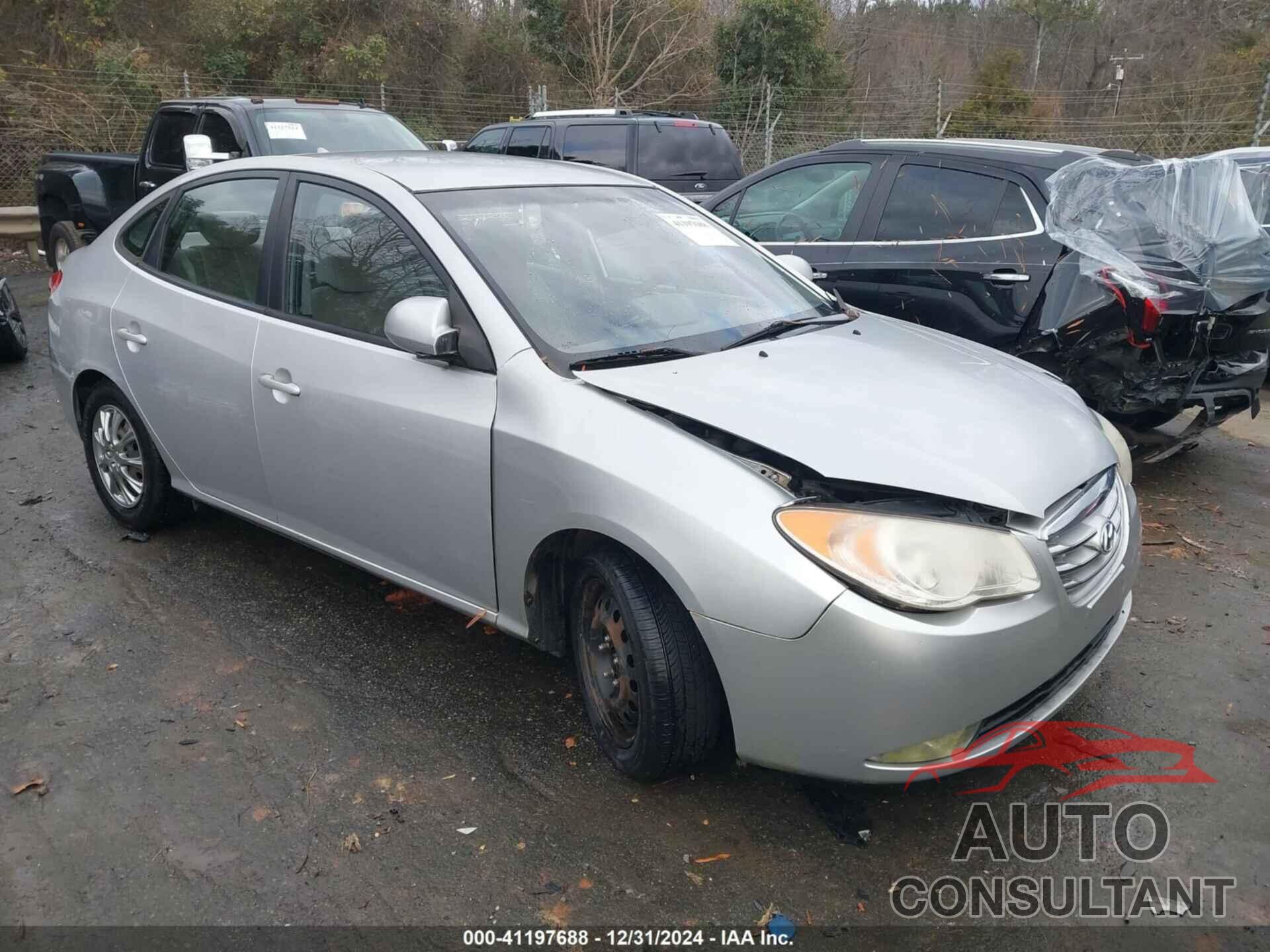 HYUNDAI ELANTRA 2010 - KMHDU4AD5AU841624