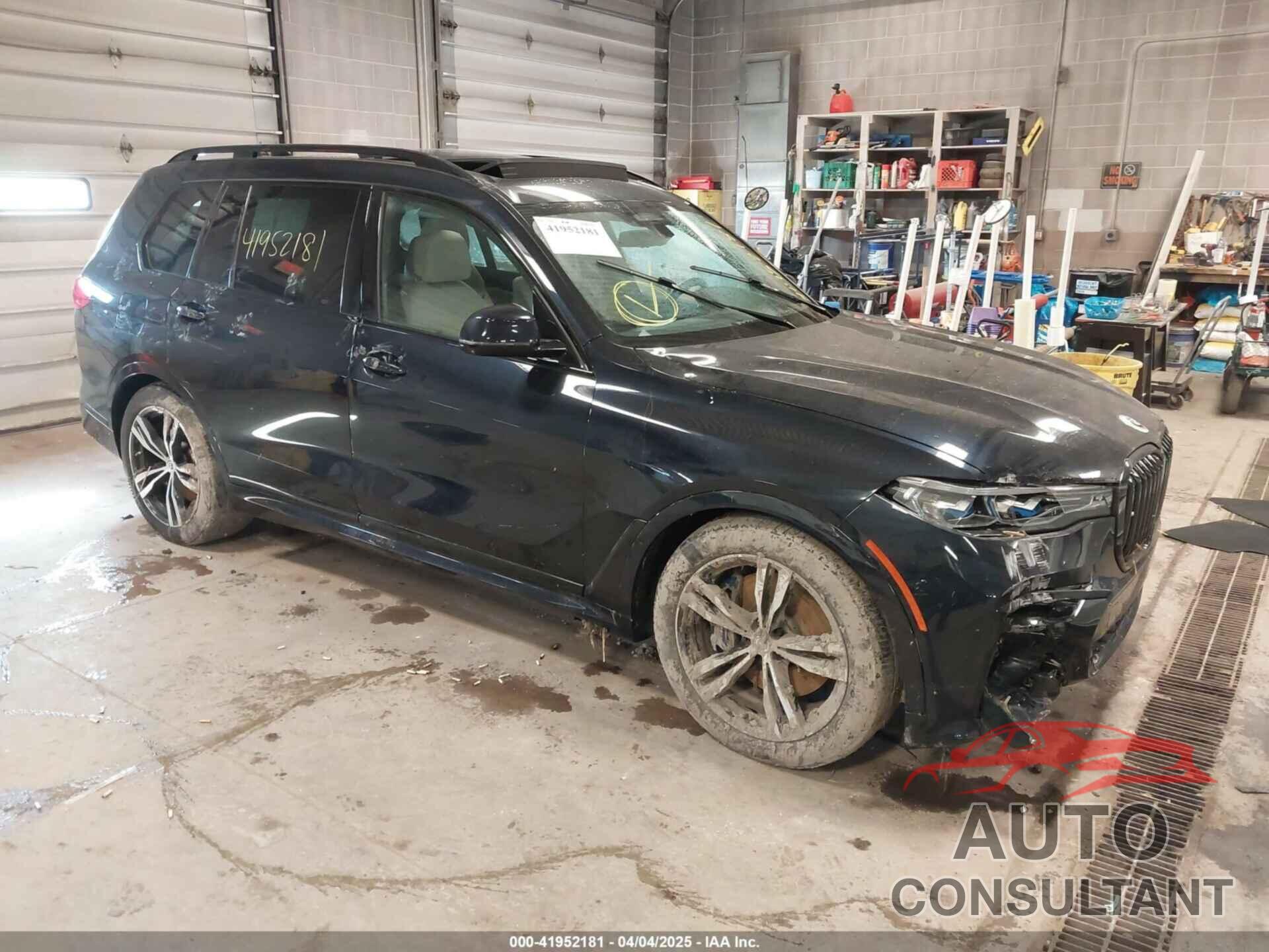 BMW X7 2022 - 5UXCX6C04N9M19672
