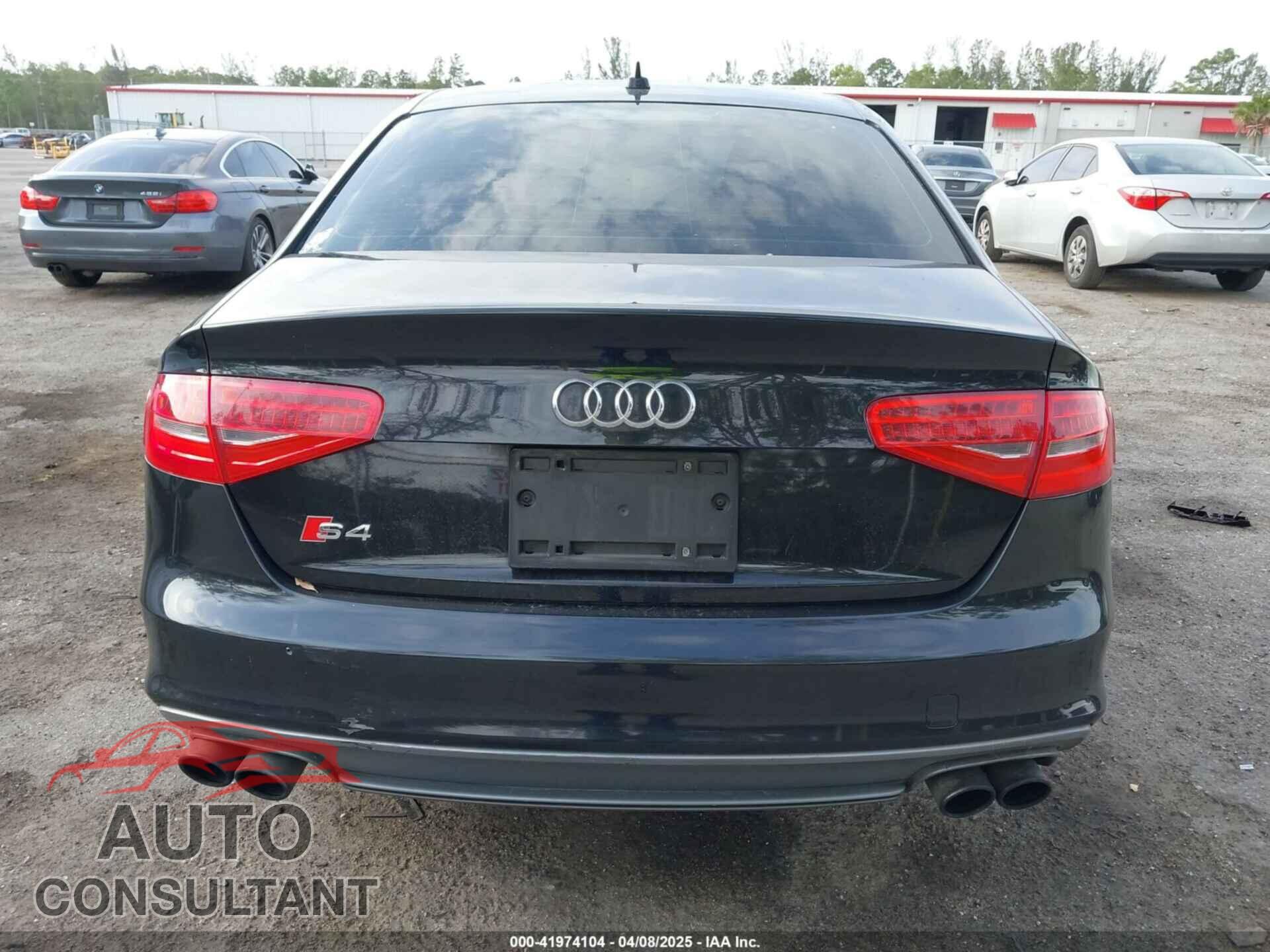 AUDI S4 2014 - WAUDGAFL5EA021929