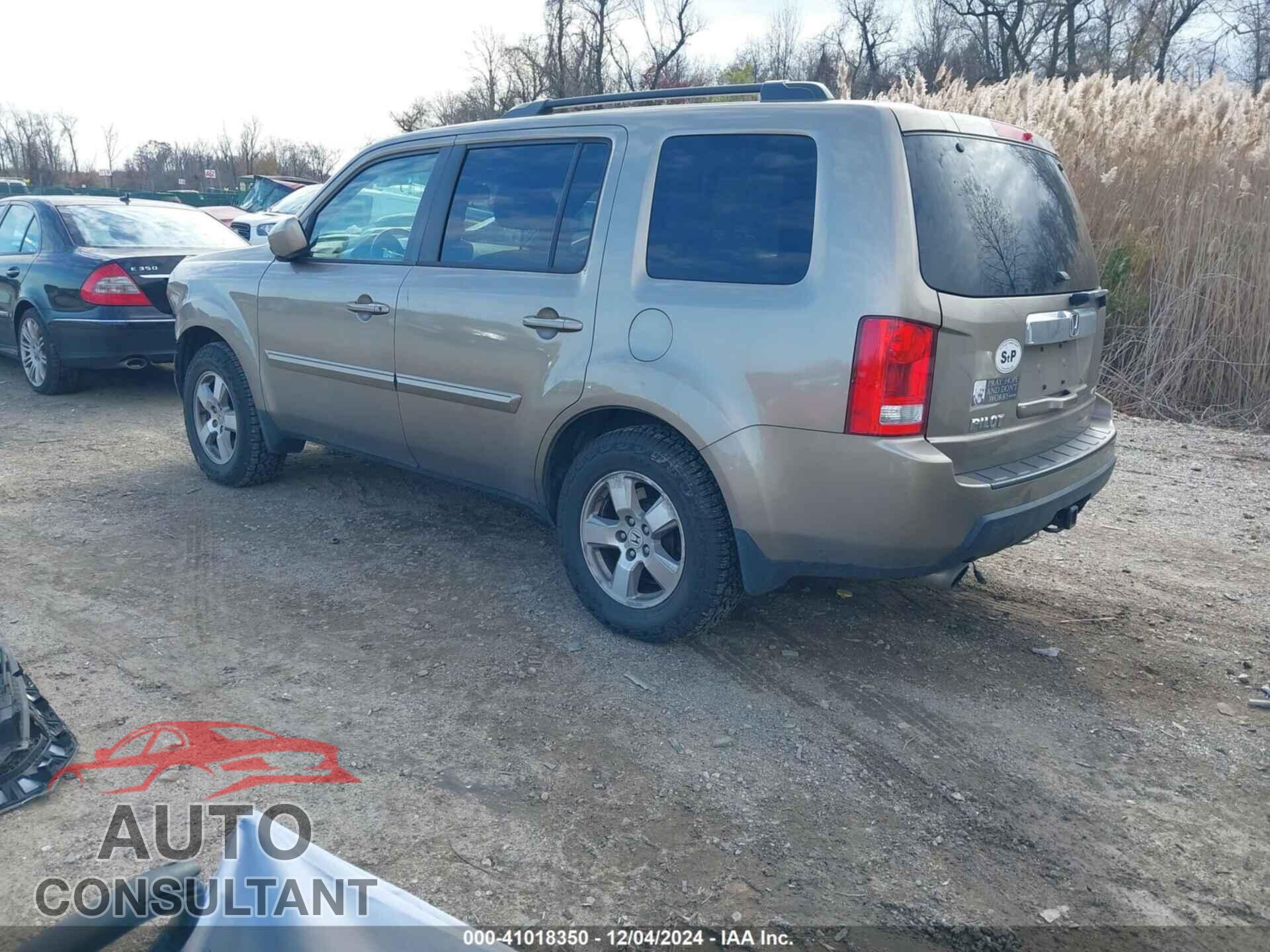 HONDA PILOT 2011 - 5FNYF4H69BB055763