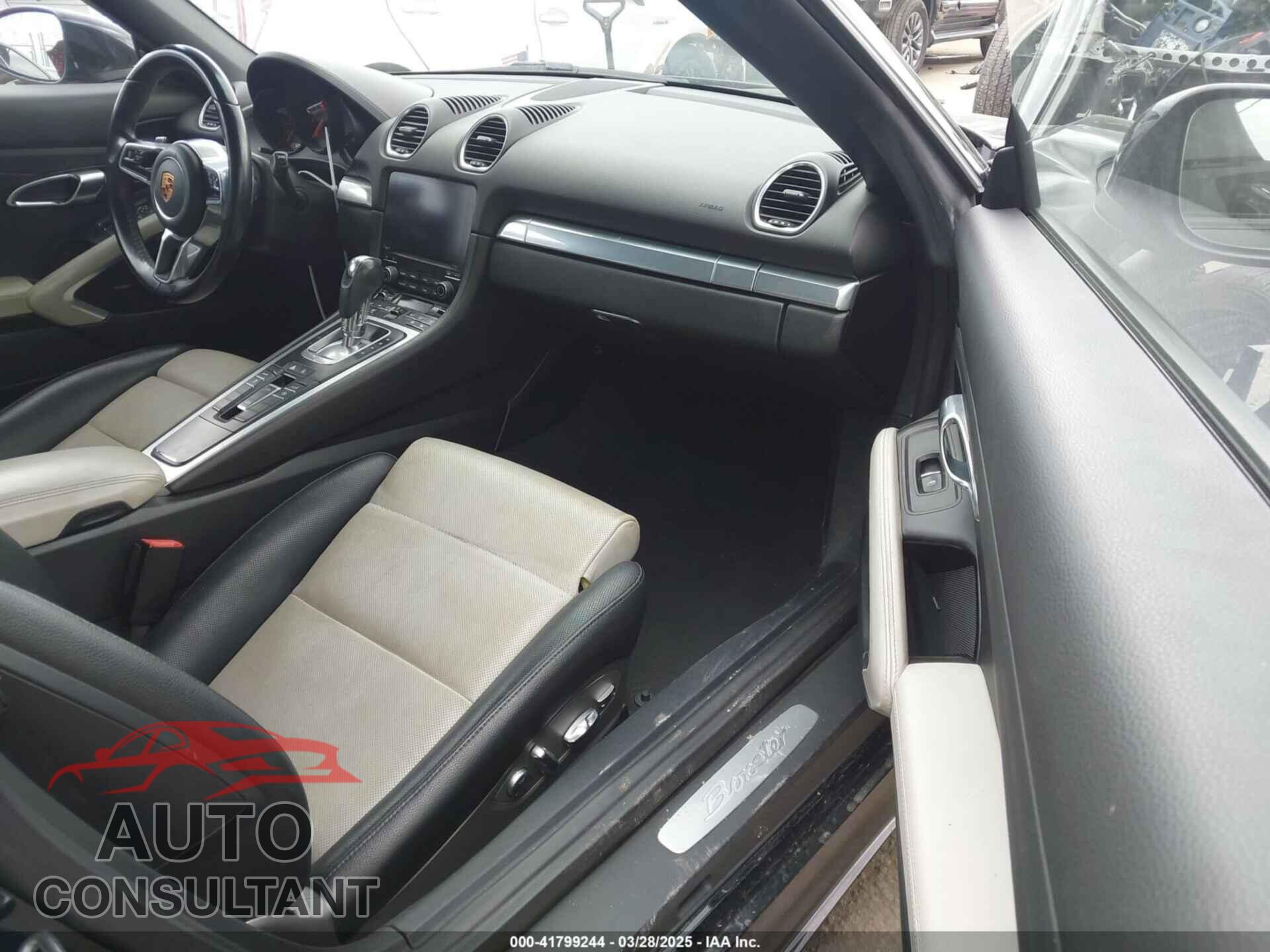 PORSCHE 718 BOXSTER 2018 - WP0CA2A84JS210262