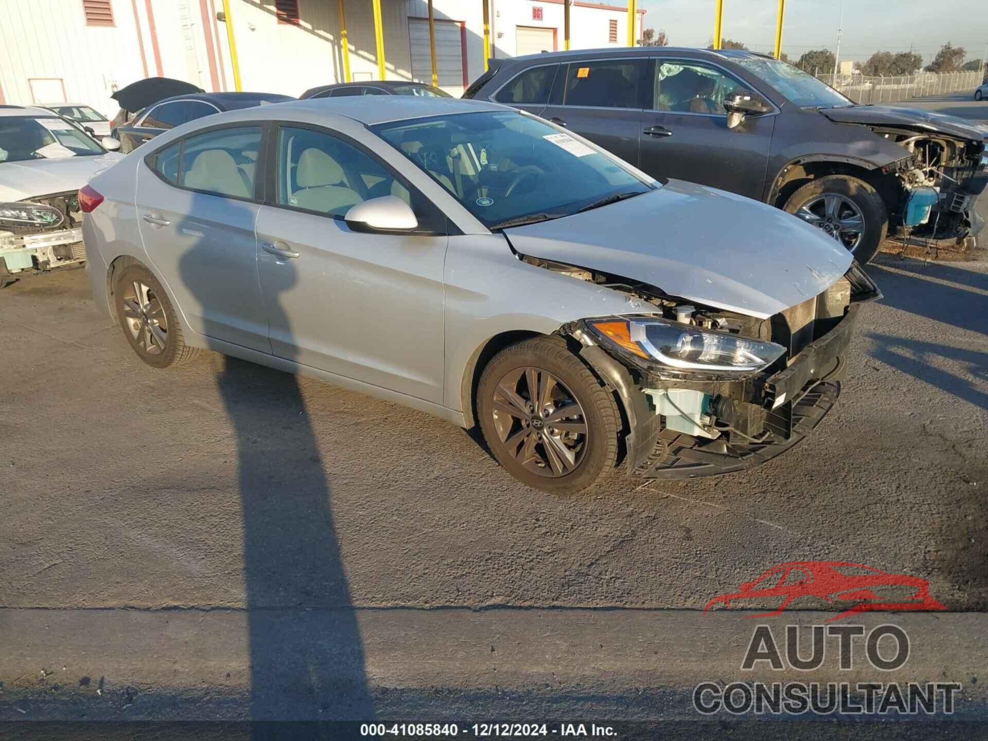 HYUNDAI ELANTRA 2018 - 5NPD84LF7JH349209