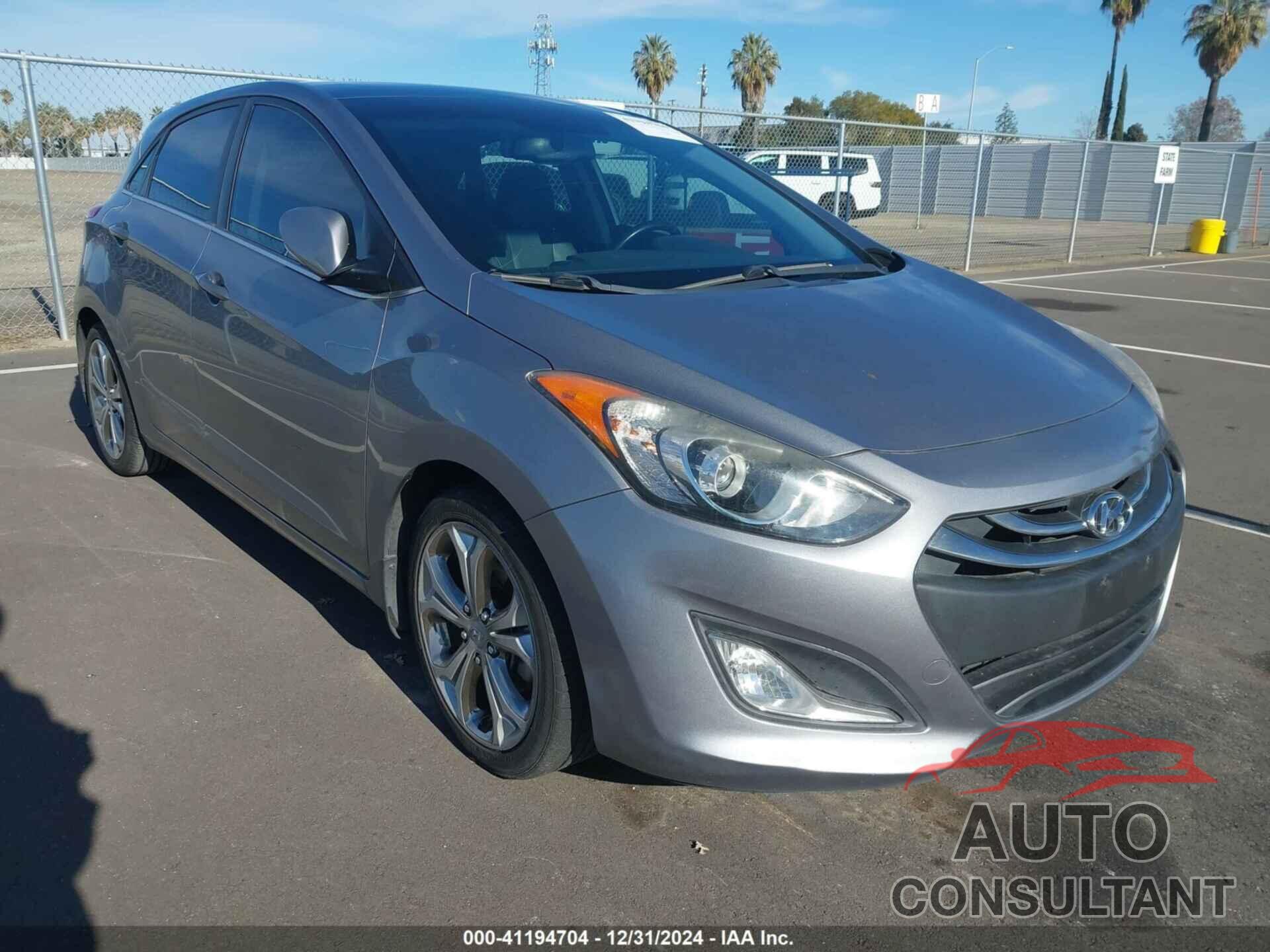 HYUNDAI ELANTRA GT 2013 - KMHD35LE6DU032894