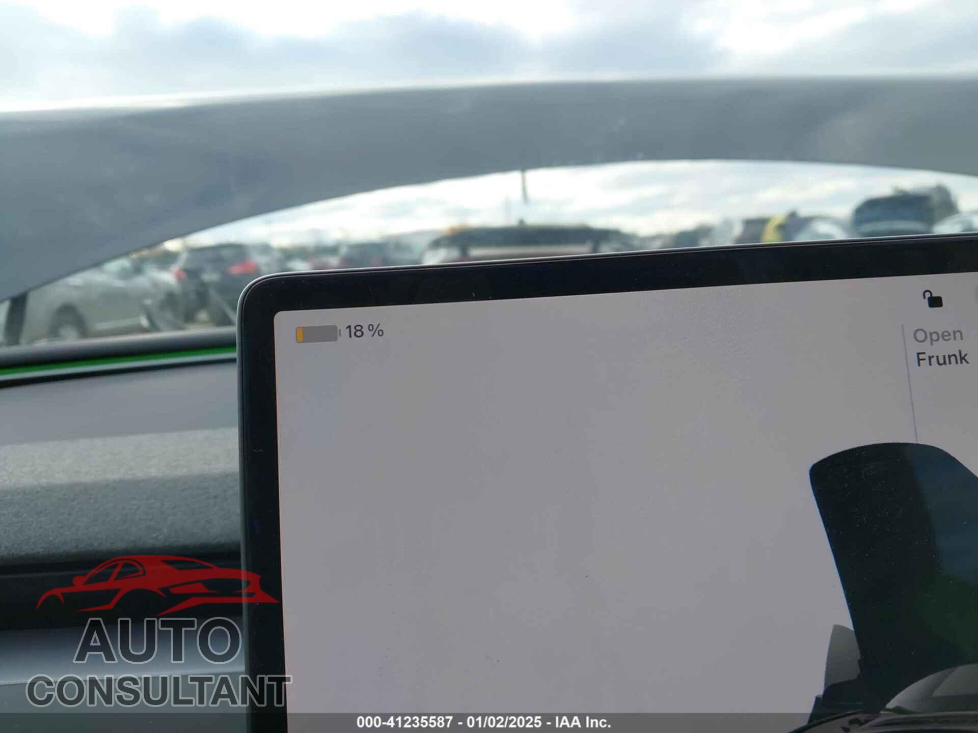 TESLA MODEL 3 2024 - 5YJ3E1EA7RF856514