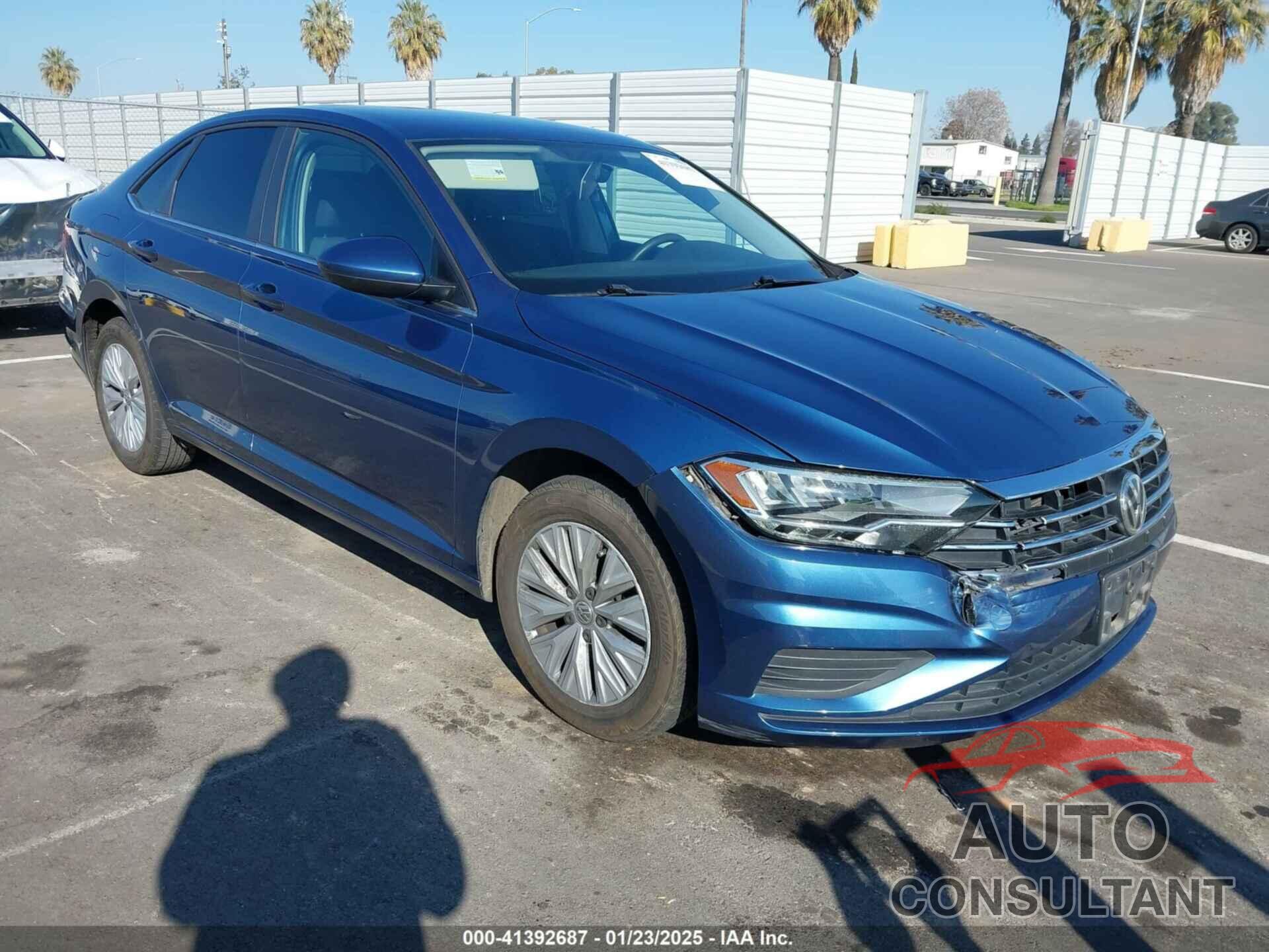 VOLKSWAGEN JETTA 2019 - 3VWC57BU2KM064156