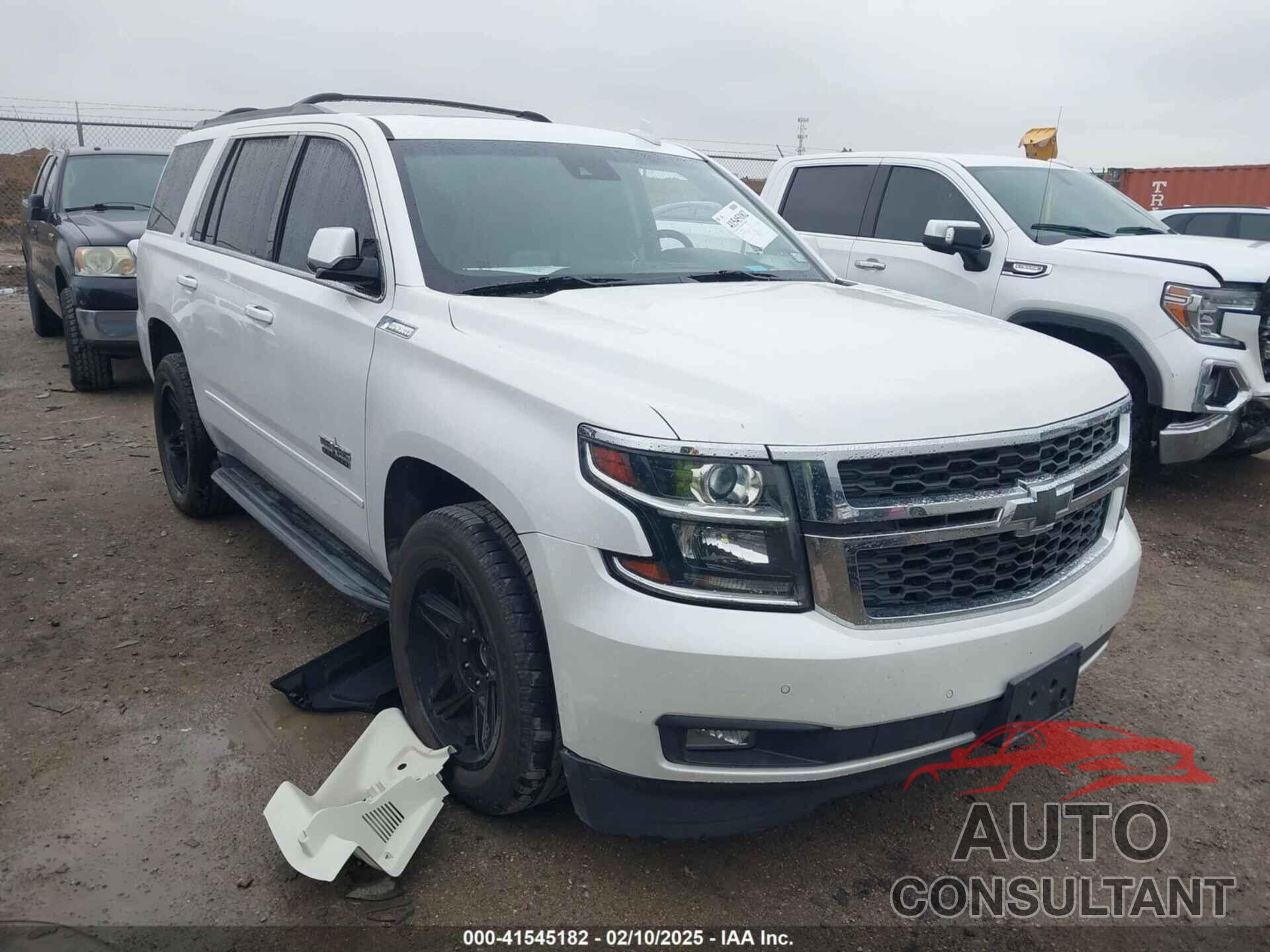 CHEVROLET TAHOE 2017 - 1GNSCBKC8HR331796