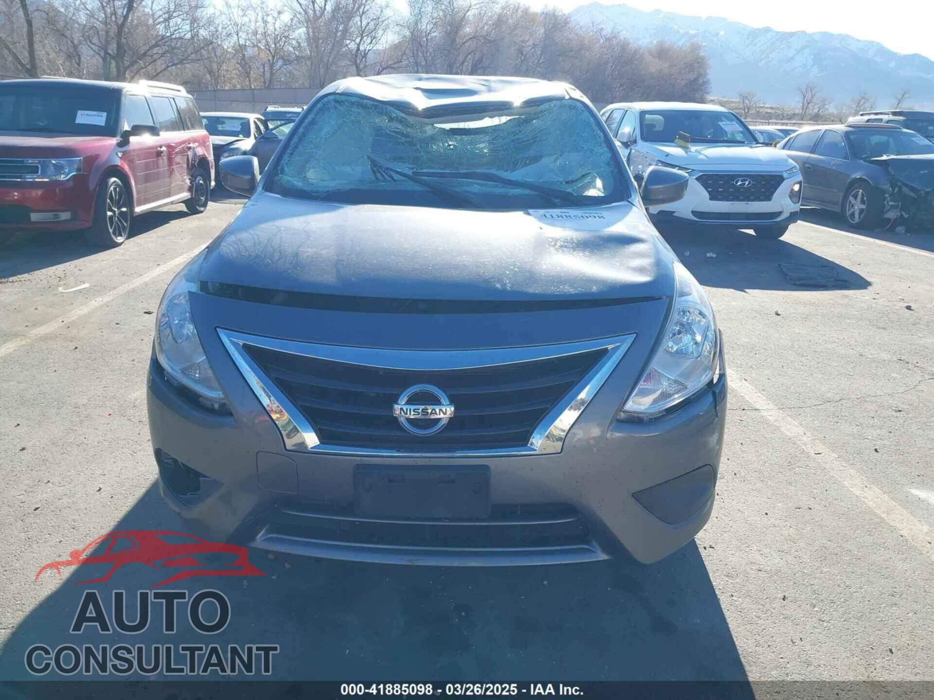 NISSAN VERSA 2019 - 3N1CN7AP3KL818351