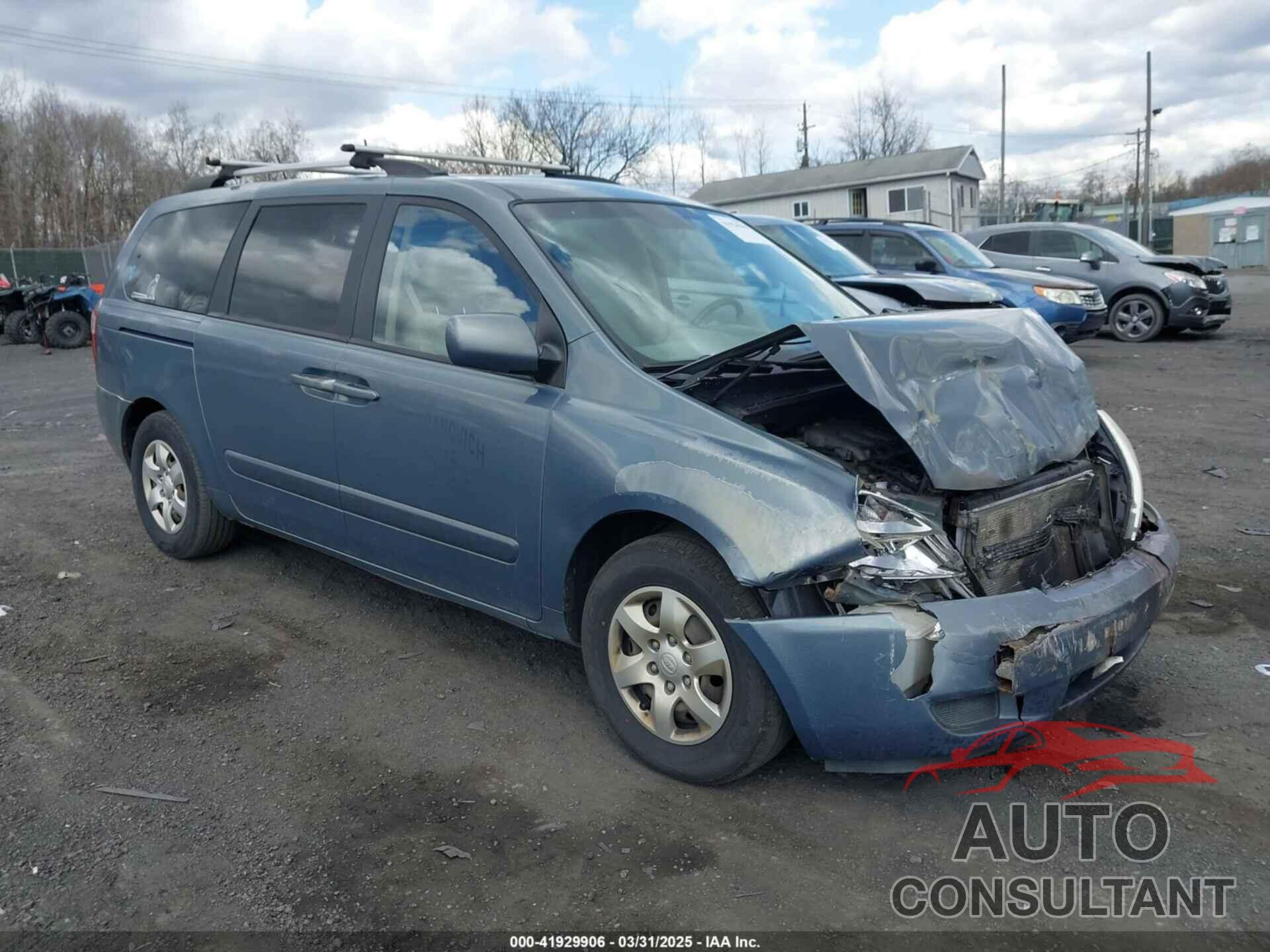 KIA SEDONA 2009 - KNDMB233696299758