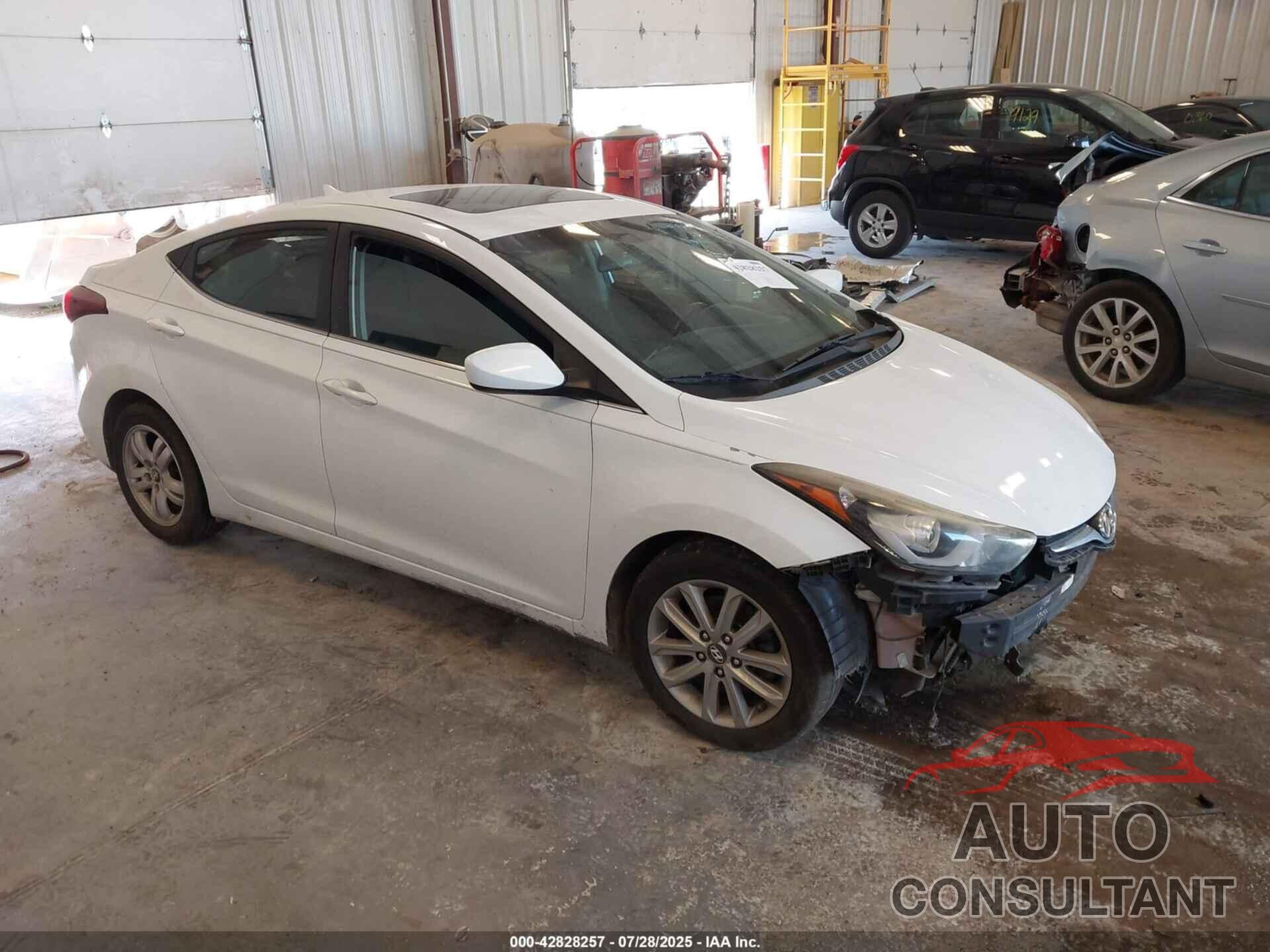 HYUNDAI ELANTRA 2015 - 5NPDH4AE9FH581716