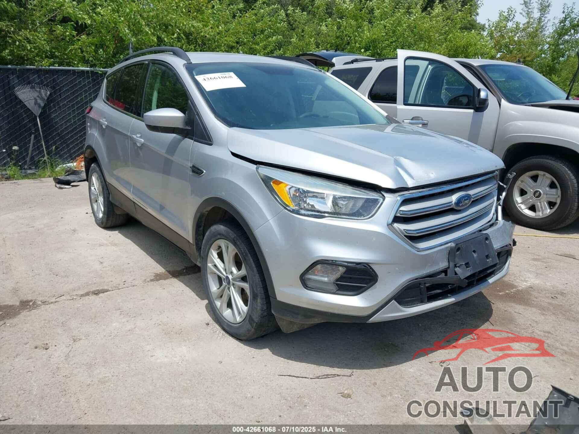 FORD ESCAPE 2018 - 1FMCU9G92JUC41493