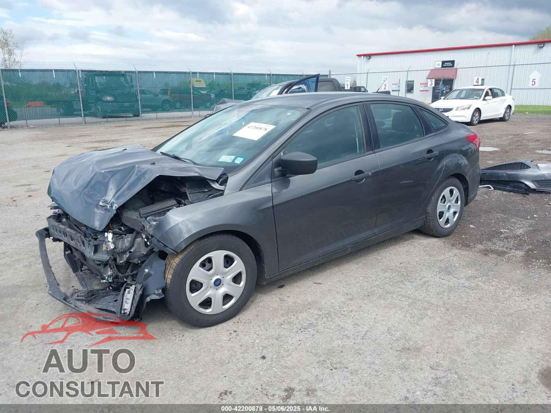 FORD FOCUS 2016 - 1FADP3E26GL374152