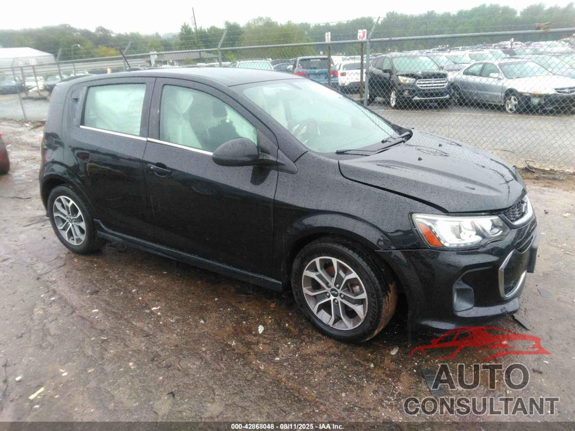 CHEVROLET SONIC 2018 - 1G1JD6SH9J4121563