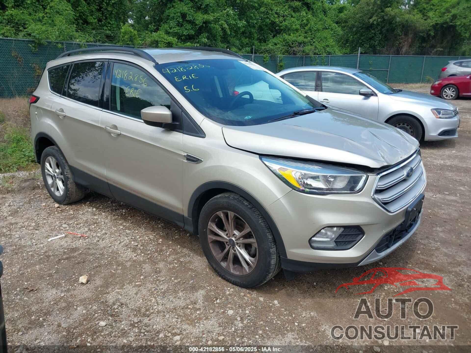 FORD ESCAPE 2018 - 1FMCU0GD4JUC45125