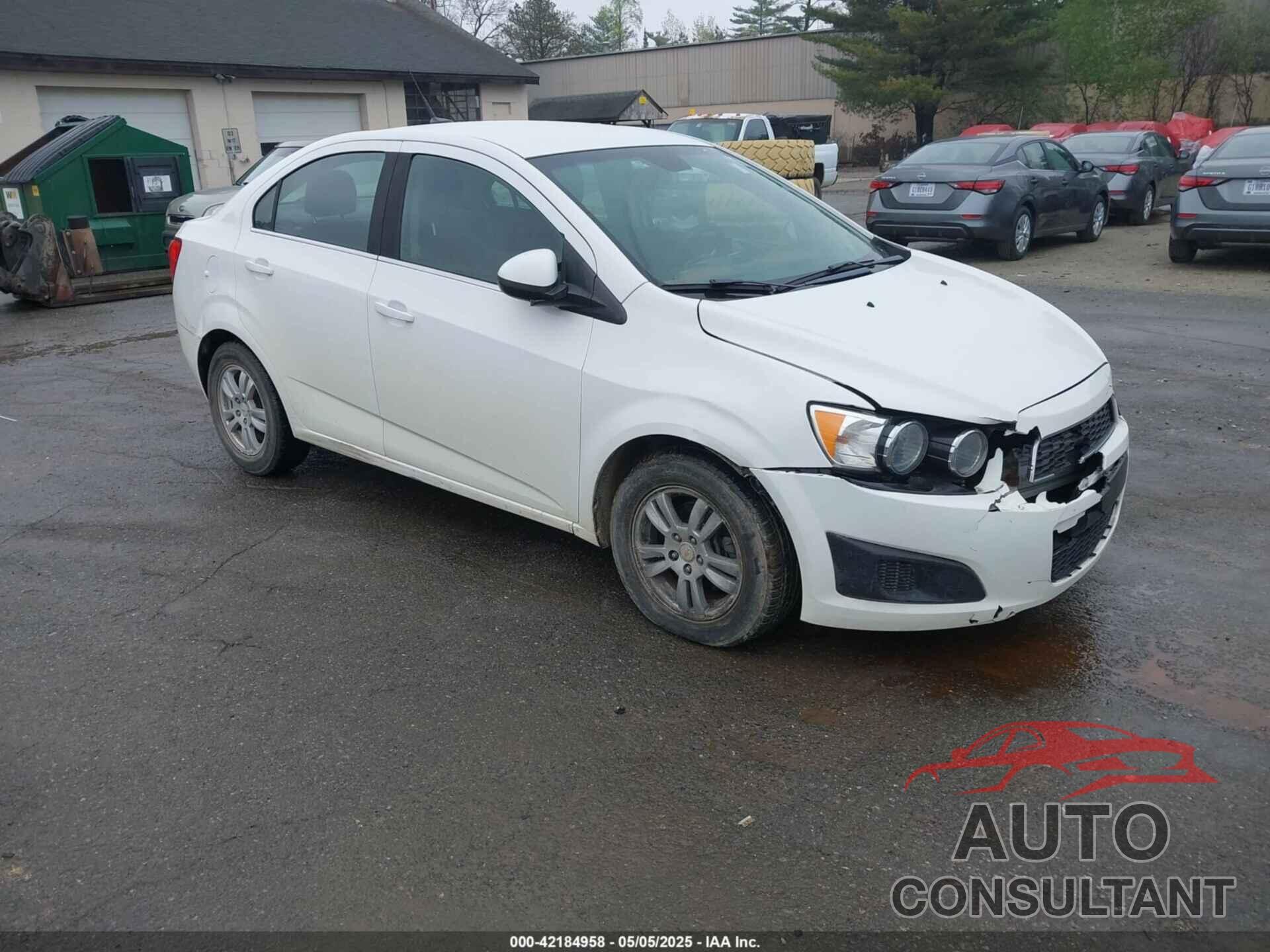 CHEVROLET SONIC 2012 - 1G1JC5SHXC4174191