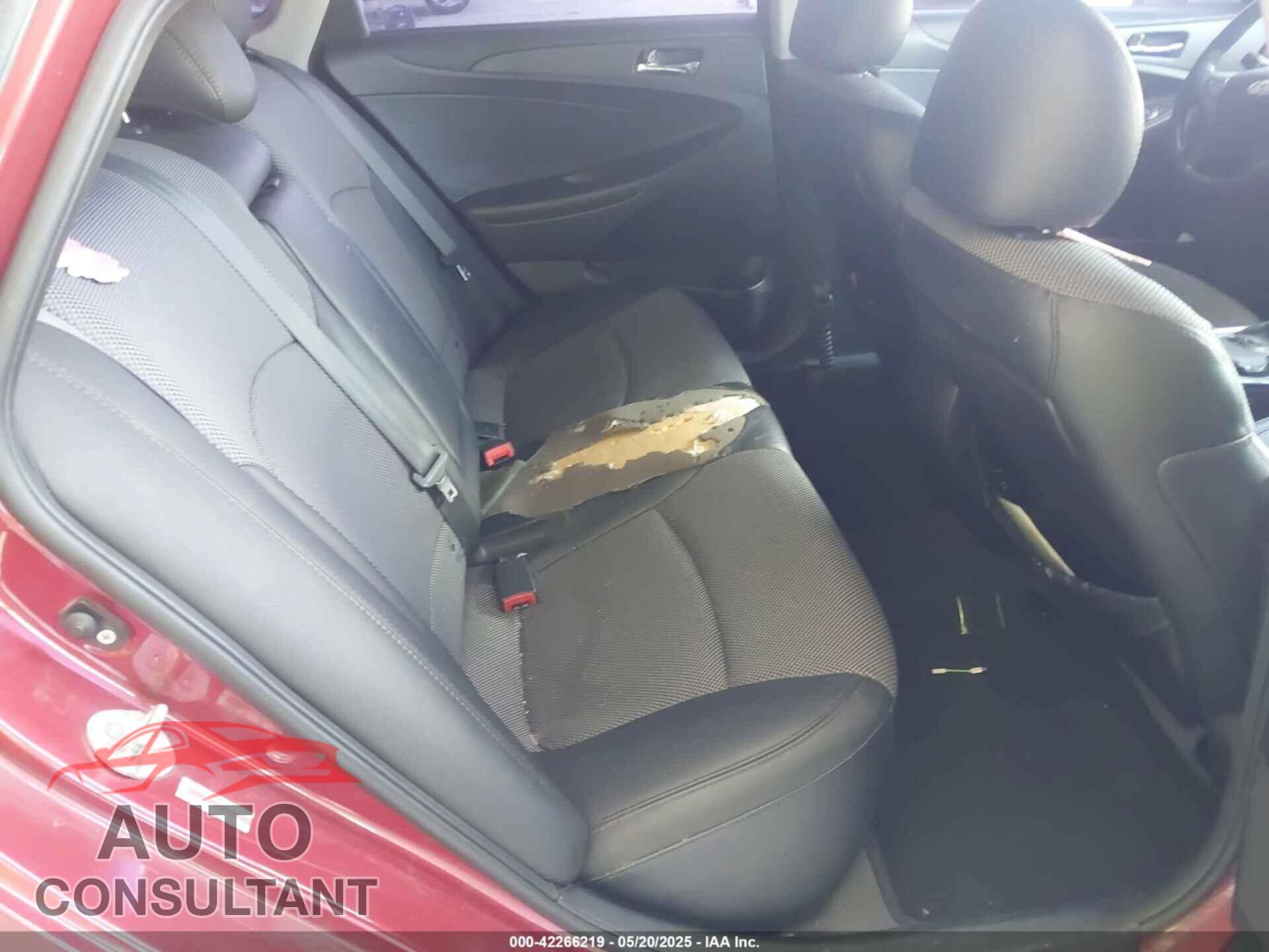 HYUNDAI SONATA 2011 - 5NPEC4AC1BH124233