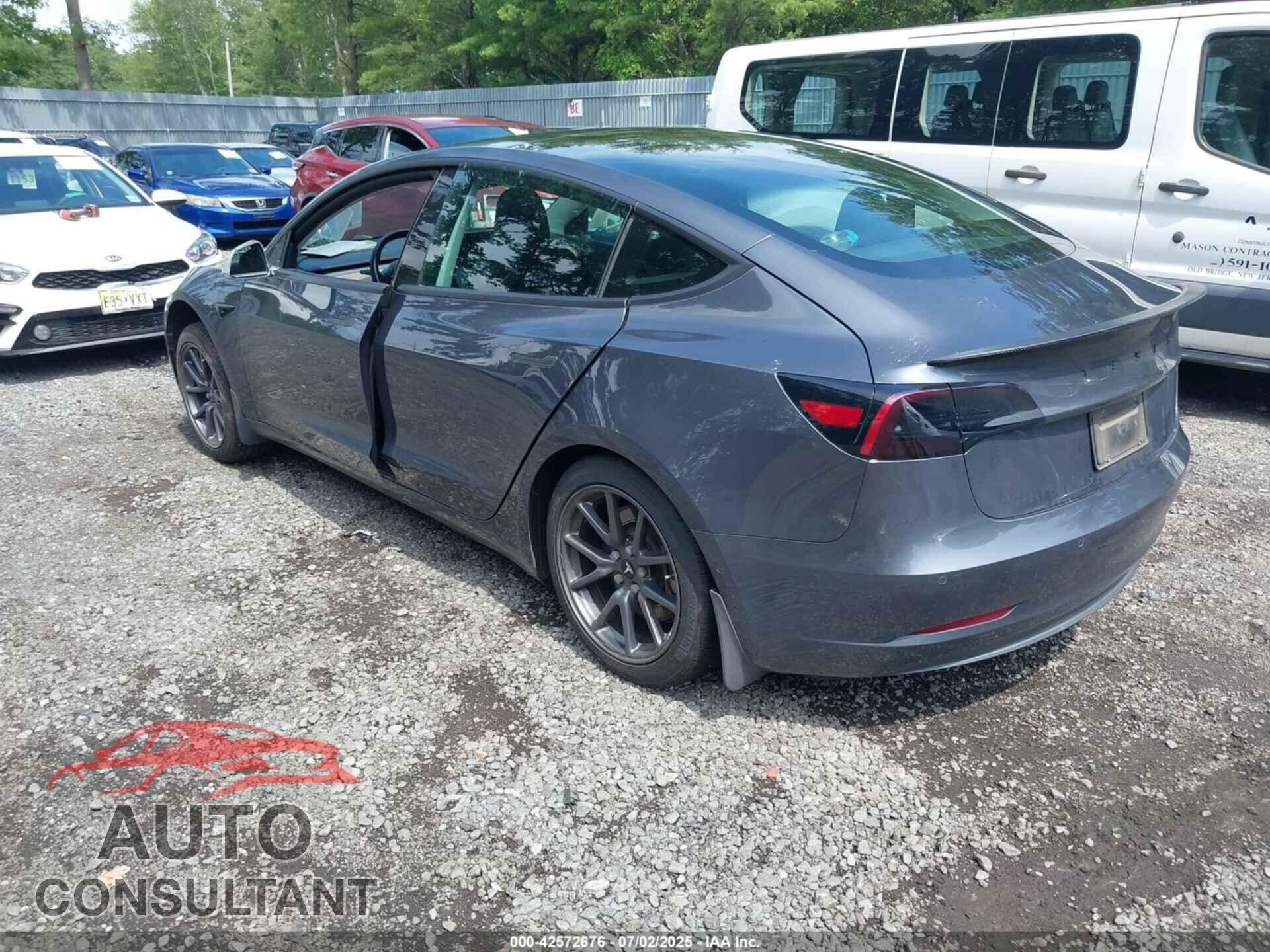 TESLA MODEL 3 2019 - 5YJ3E1EA5KF400131