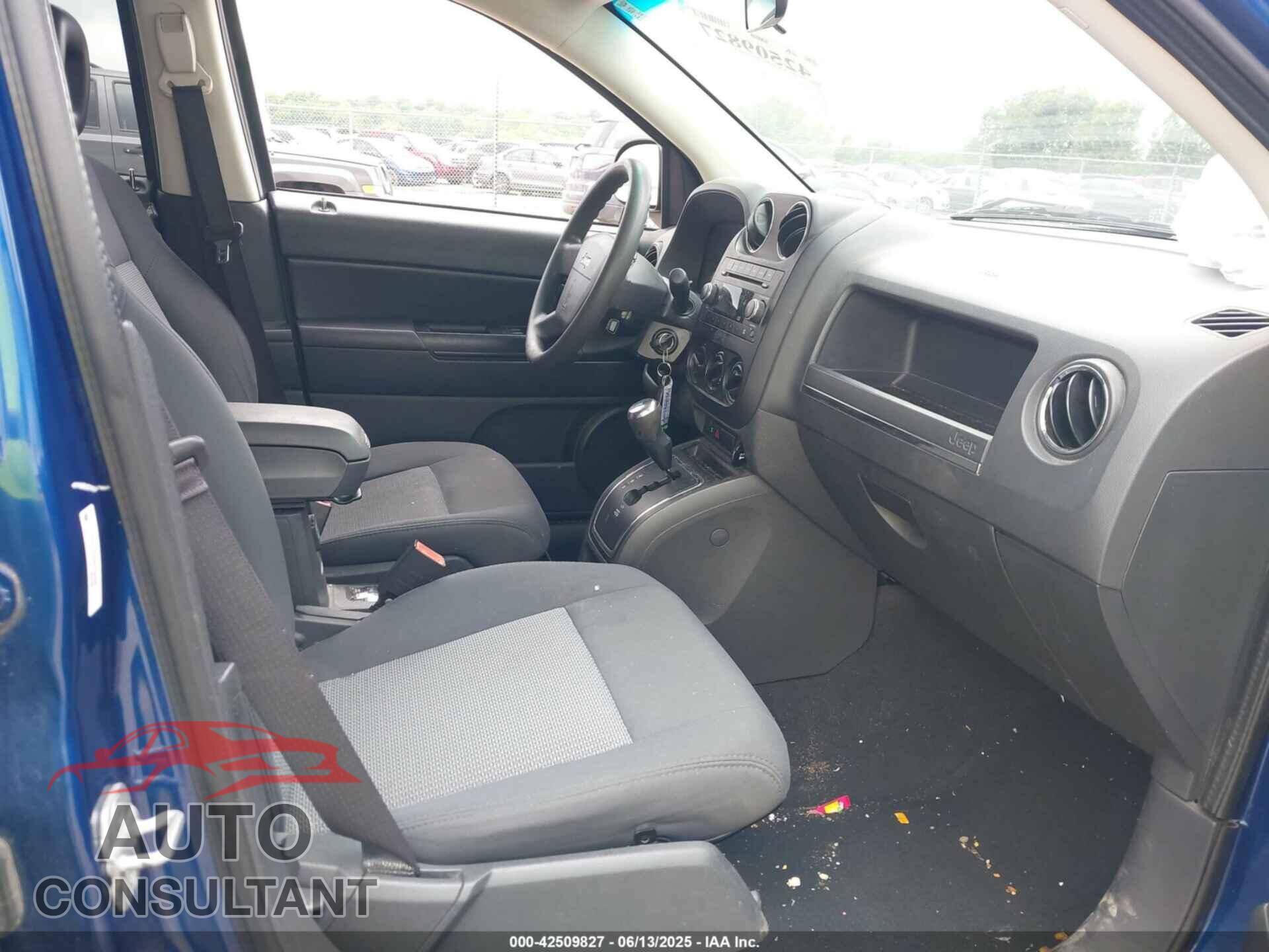 JEEP COMPASS 2009 - 1J4FF47B49D138230