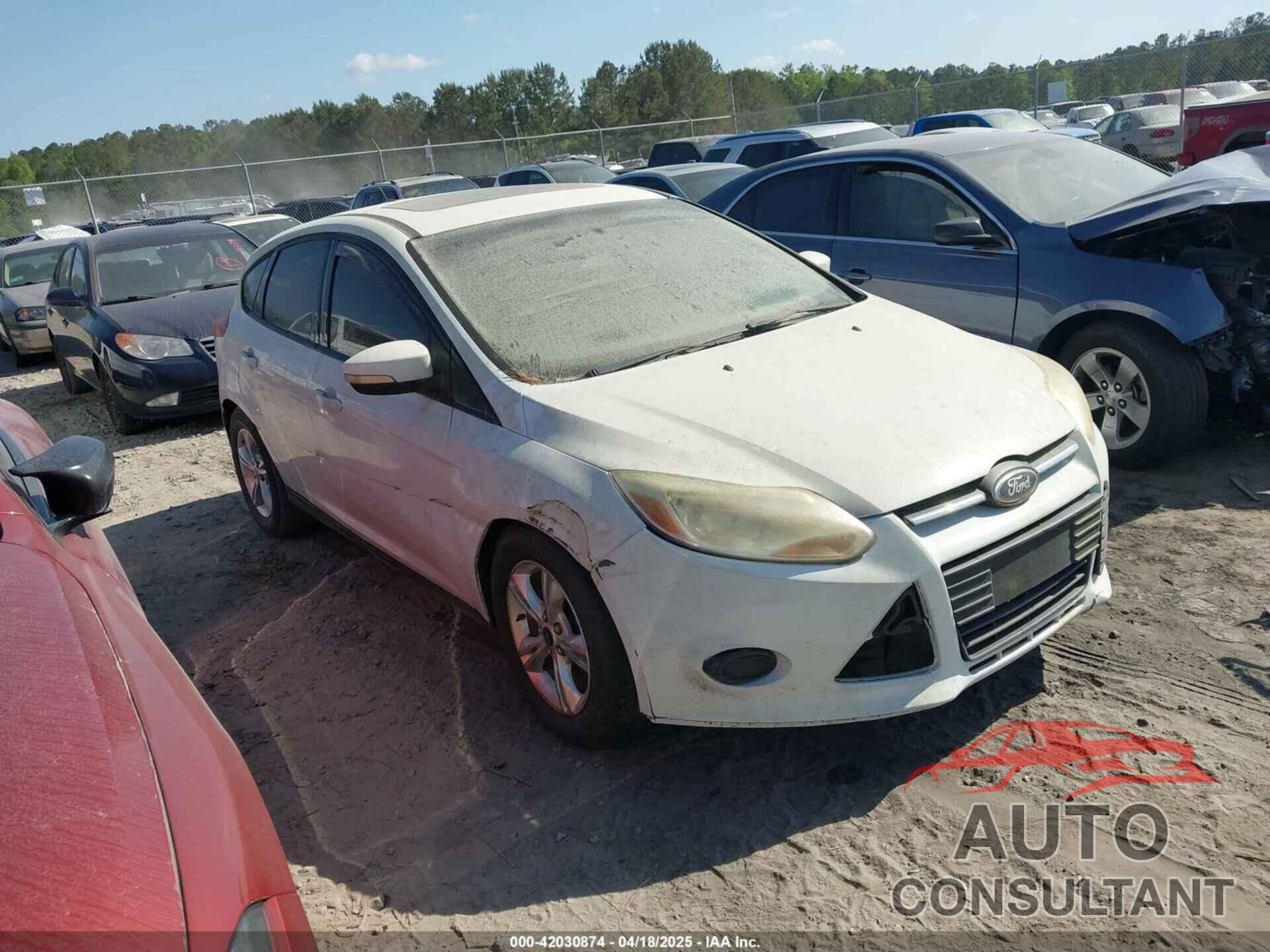 FORD FOCUS 2013 - 1FADP3K2XDL175069