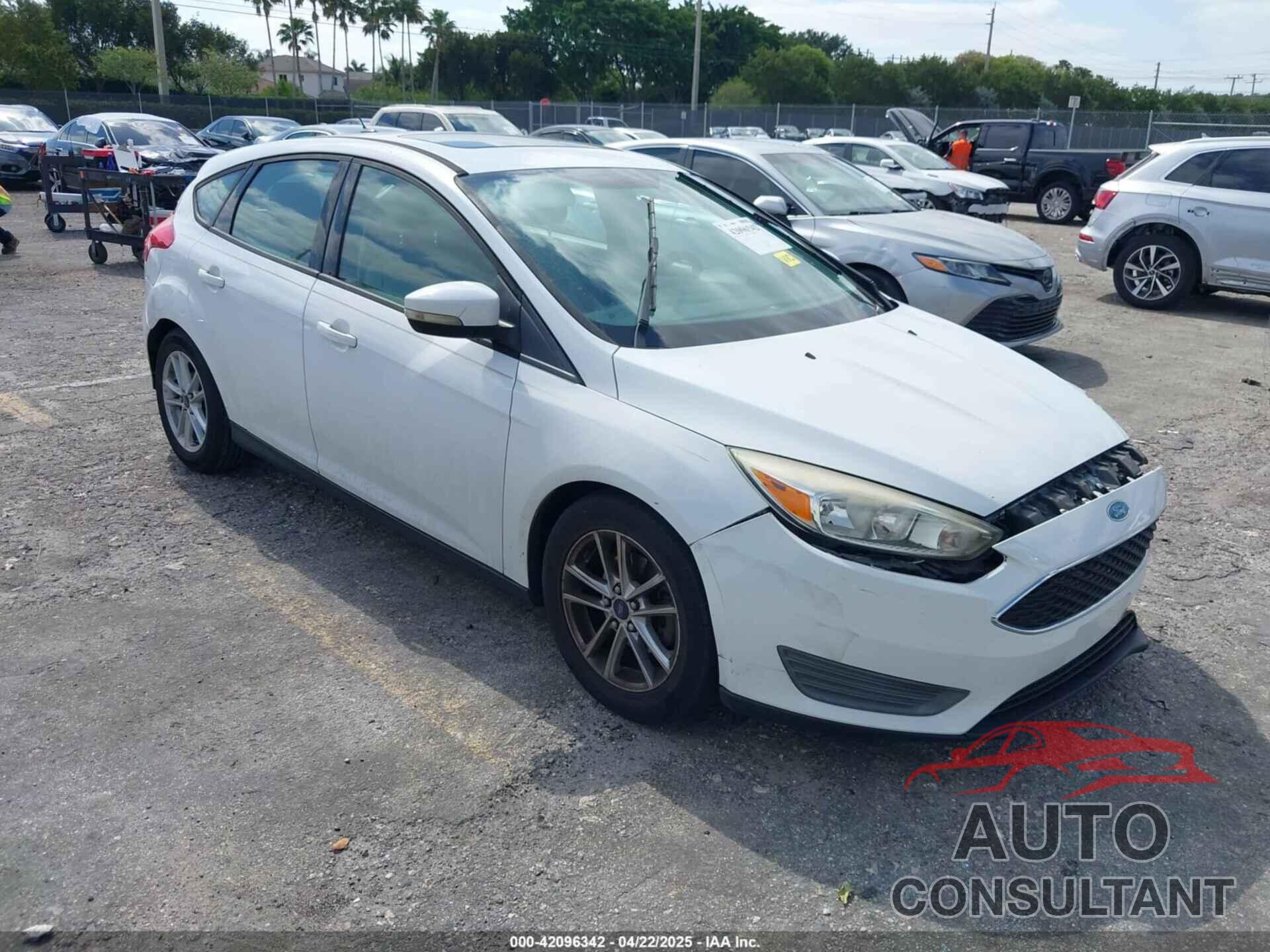 FORD FOCUS 2015 - 1FADP3K25FL328931