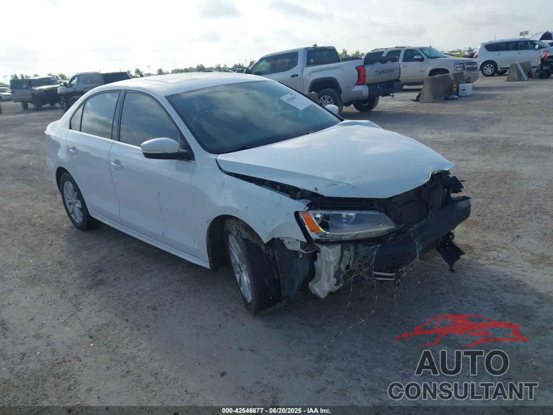 VOLKSWAGEN JETTA 2015 - 3VWLA7AJ8FM320714